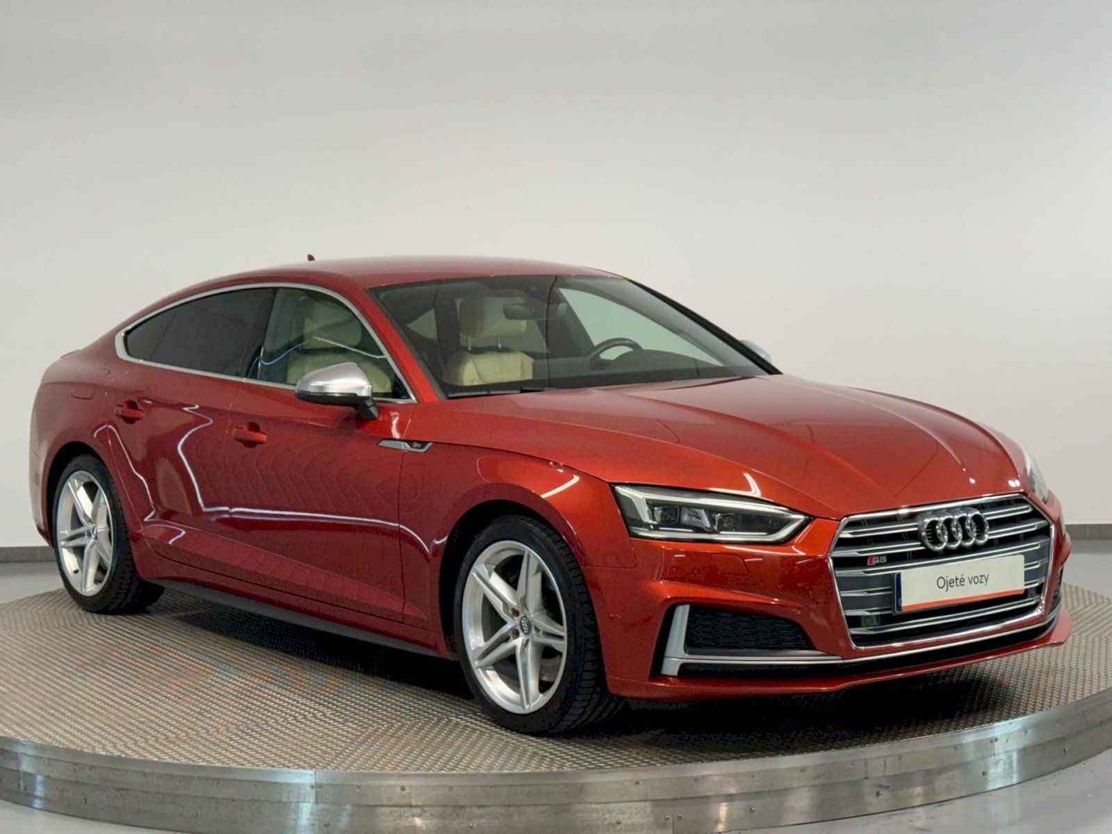 Audi S5, EXCLUSIVE 3.0TFSI 260kW CZ - fotka 6