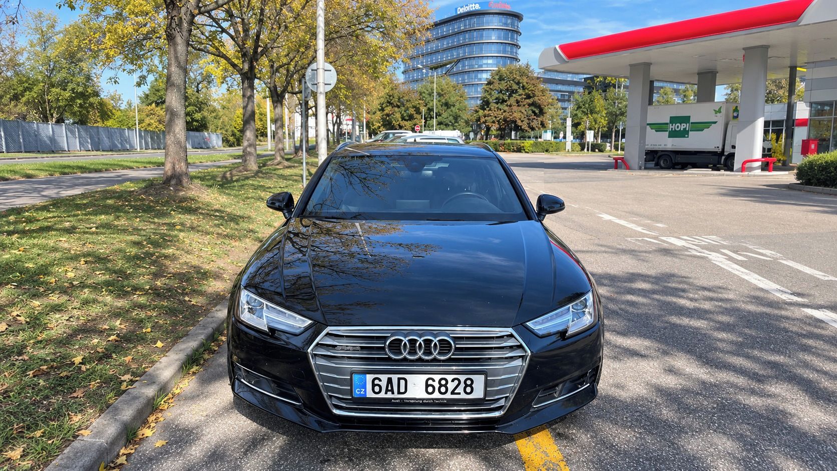 Audi A4 Avant, AUDI A4 AVANT 2.0 TDI quatro - fotka 2