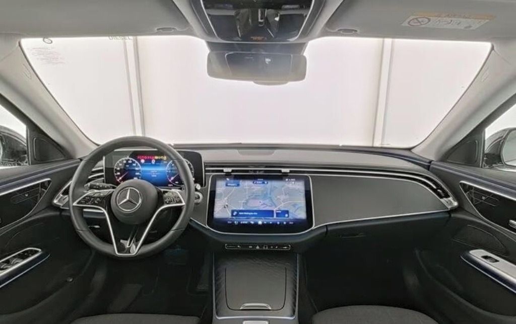 Mercedes-Benz Třídy E, 220 d T Avantgarde Distronic - fotka 6