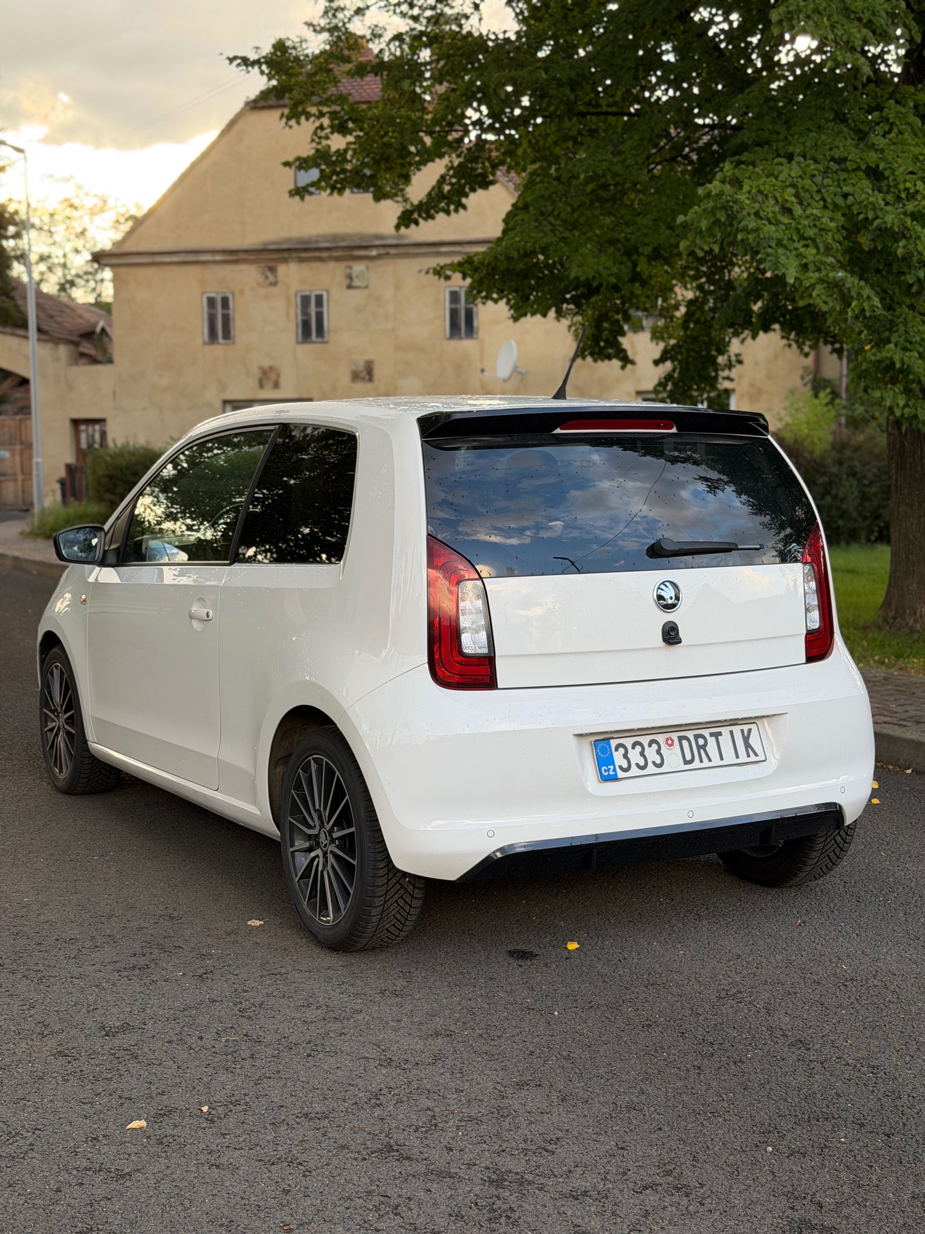 Škoda Citigo, Monte Carlo nádherný stav - fotka 4