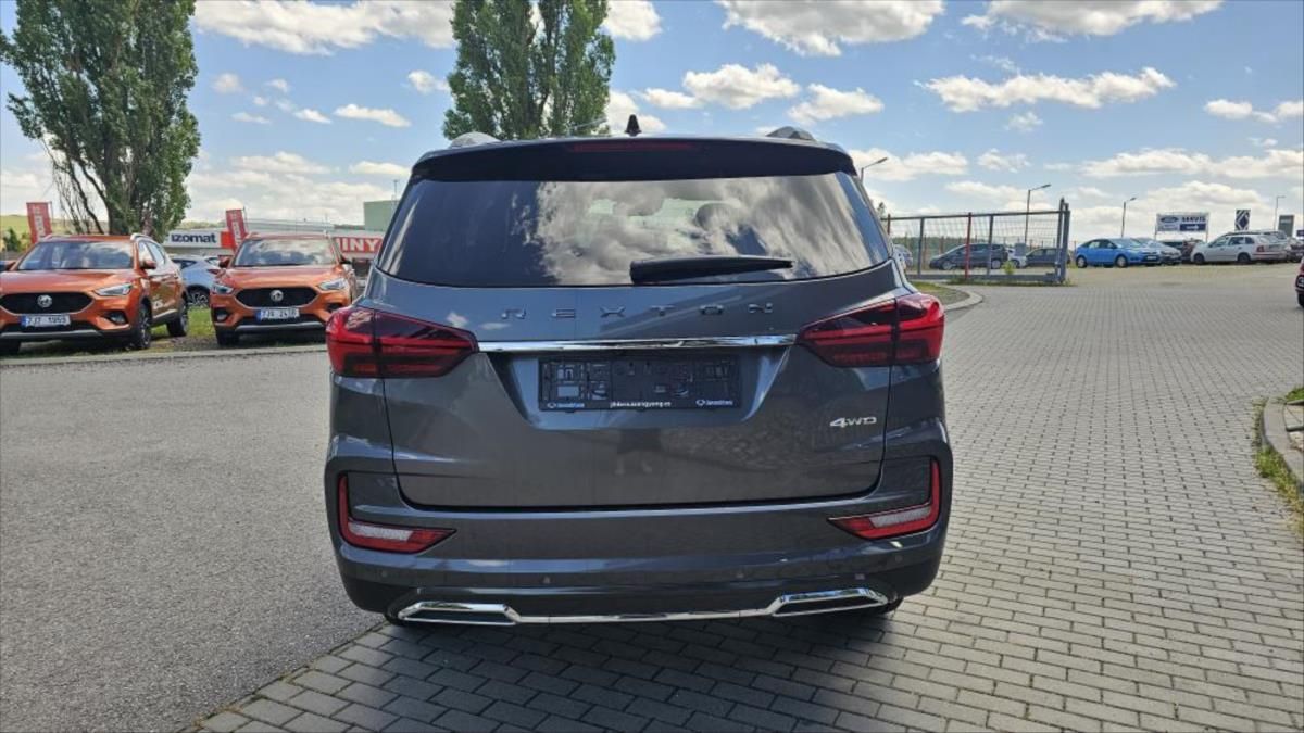 KGM Rexton, 2,2 REXTON G4  E-XDI PREMIUM 4 - fotka 6