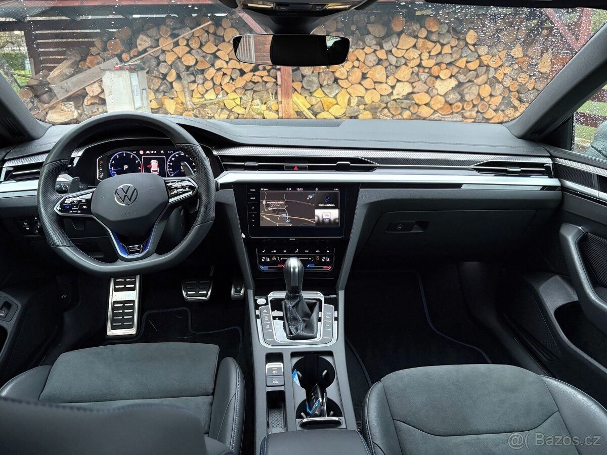 Volkswagen Arteon, VW Arteon R 235kW - fotka 5