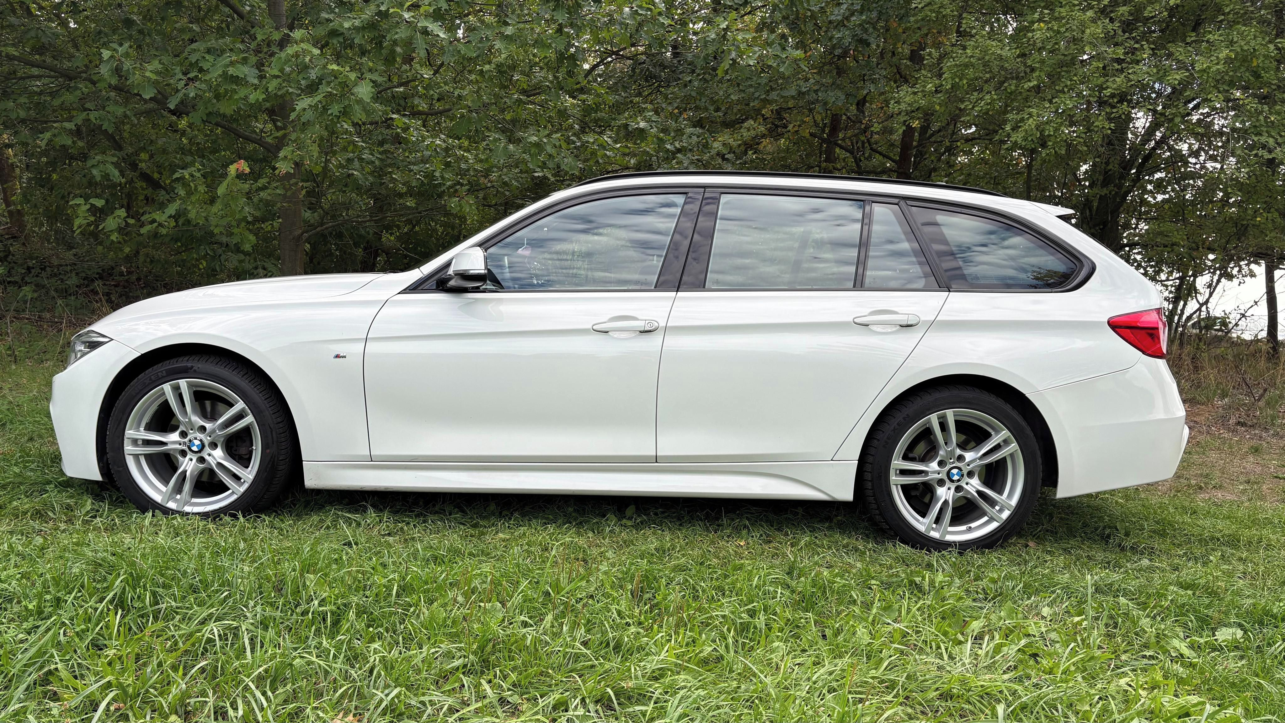 BMW Řada 3, BMW 320d xDrive Touring M Spor - fotka 4