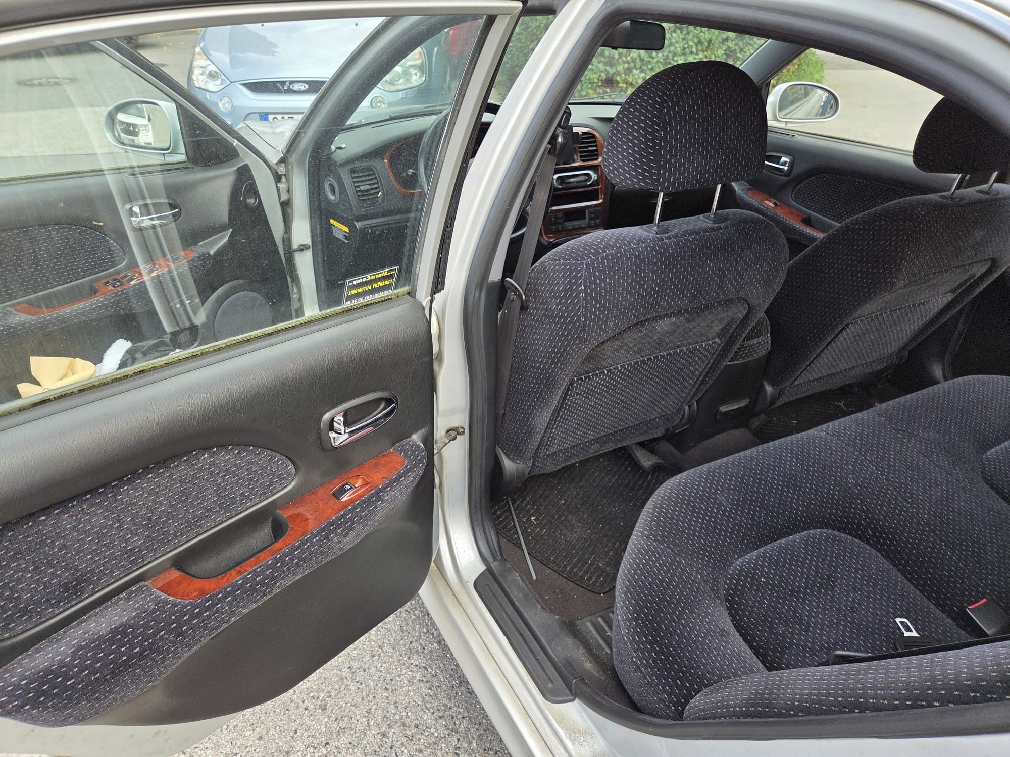 Hyundai Sonata, 2.0 benzín - fotka 5