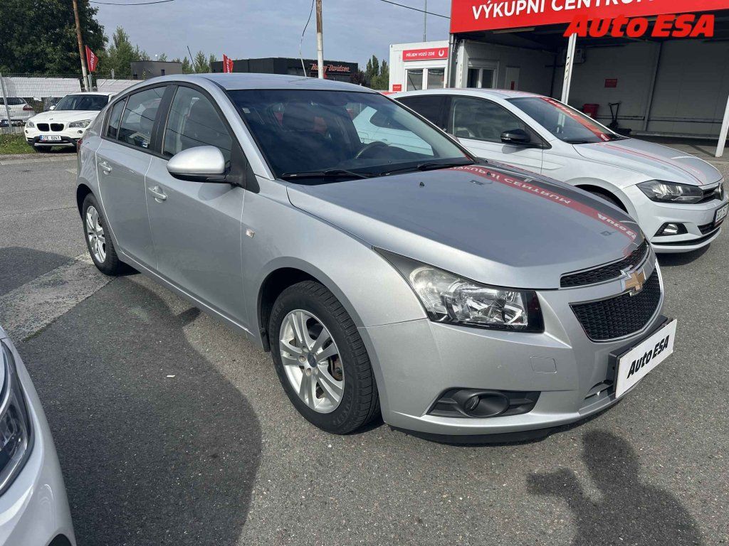 Chevrolet Cruze, 1.6i,1.maj,ČR