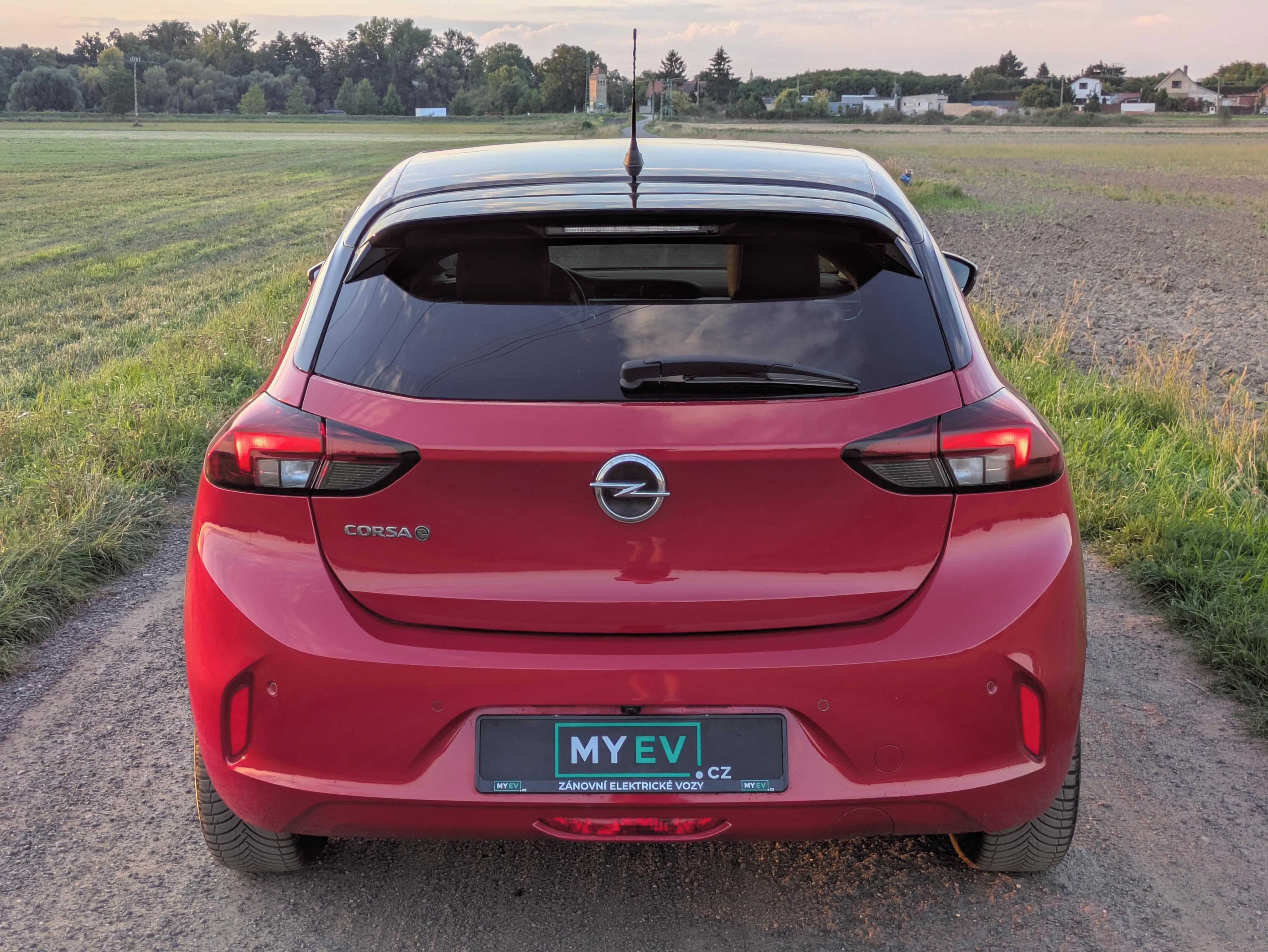 Opel Corsa, 50kWh, ZÁRUKA LED SOH 91.3% - fotka 6