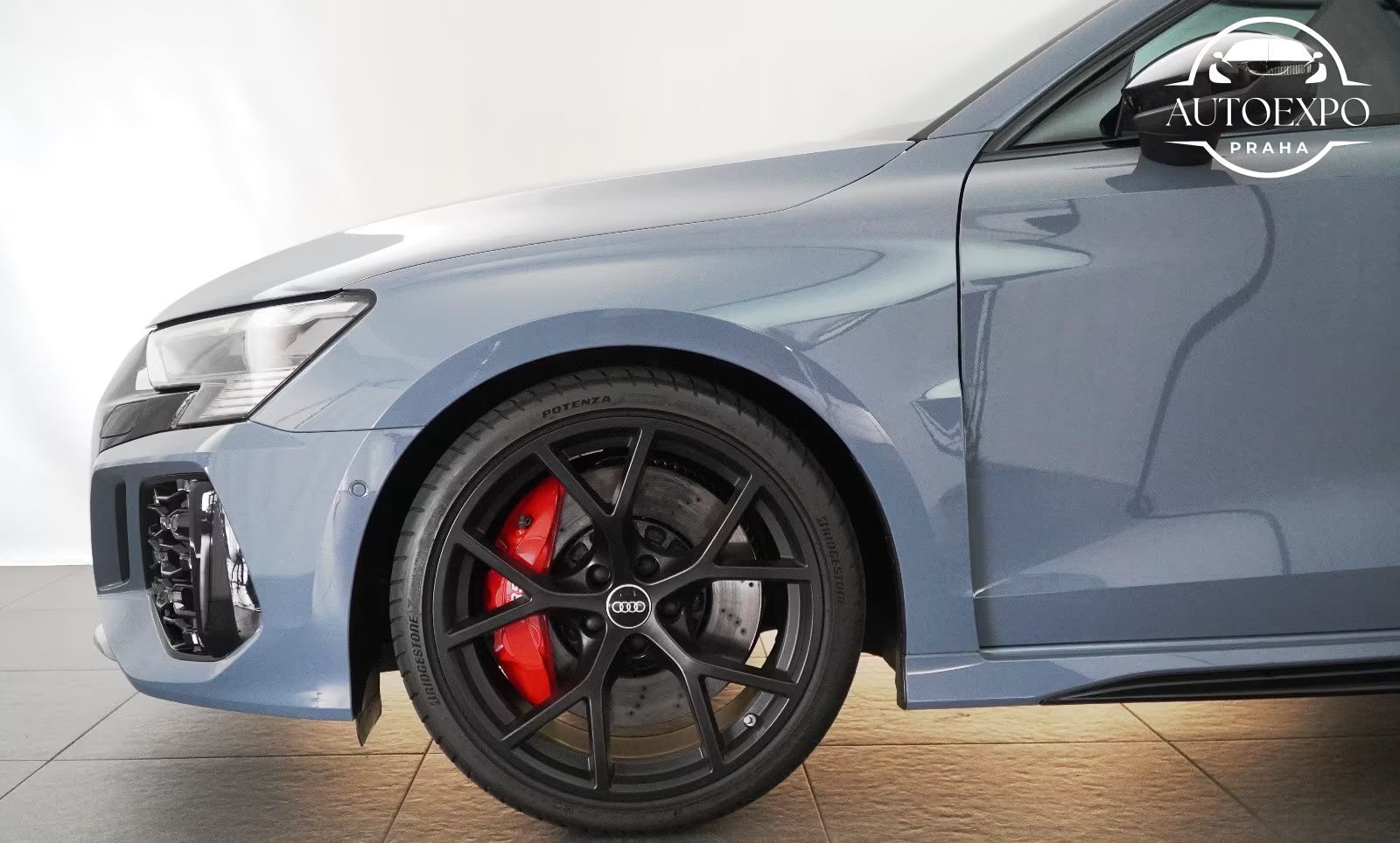 Audi RS3, Limousine quattro* - fotka 3