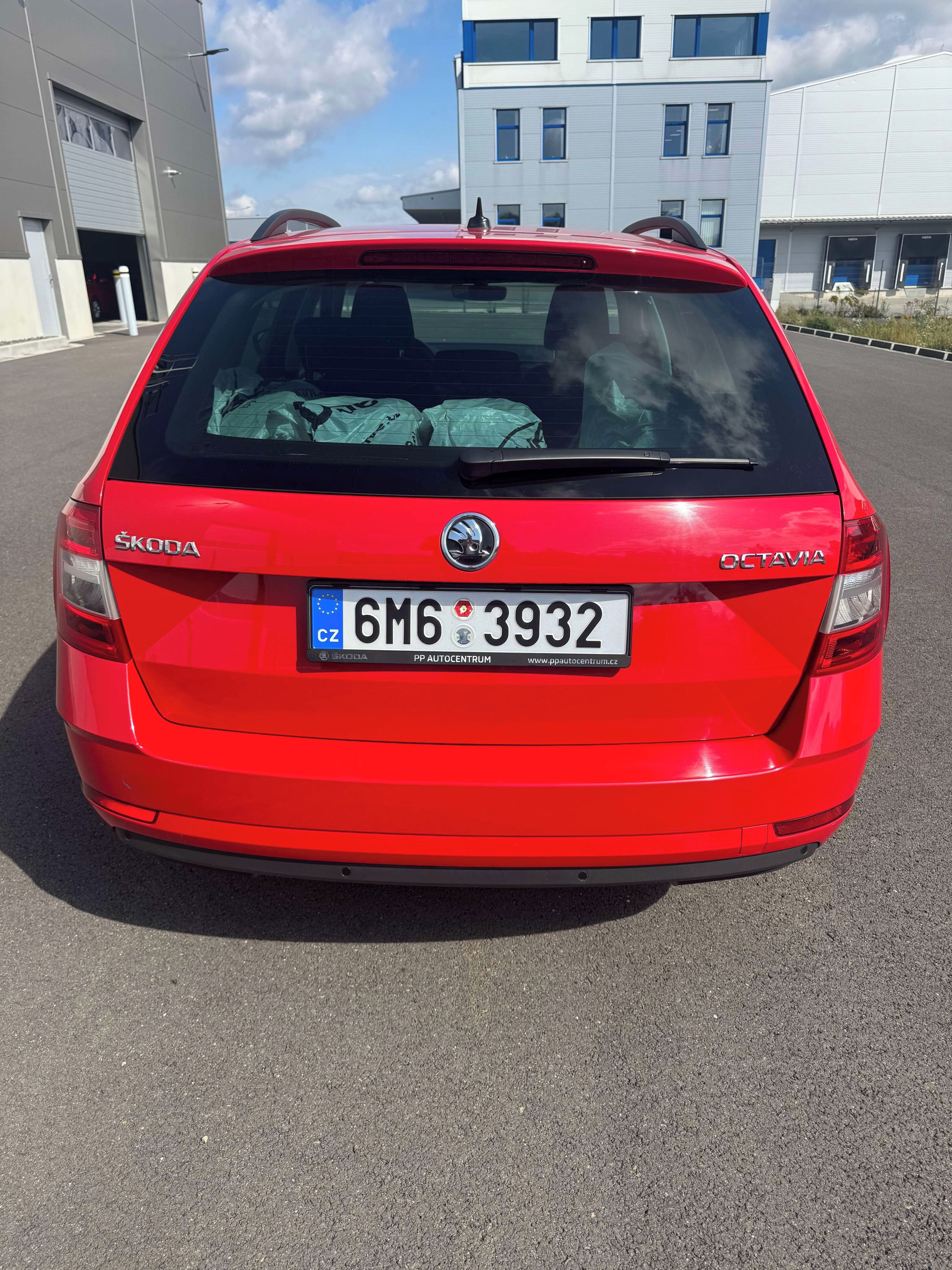 Škoda Octavia, 1.6TDI, Ambition,CZ 1. majitel - fotka 4