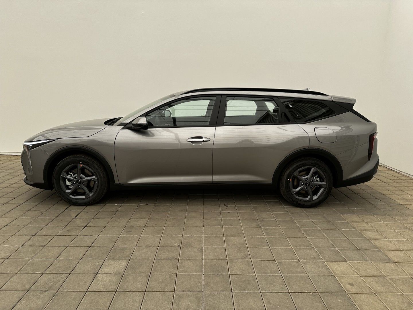 Kia K4, 1.6T-GDi 110kW SPIN 110 KW (20 - fotka 4