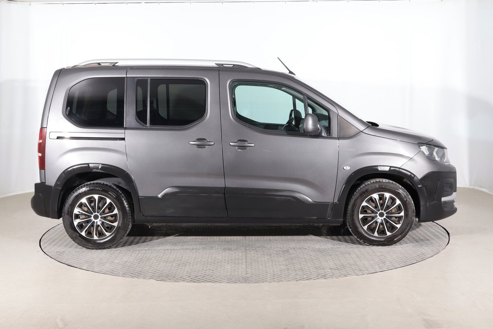 Peugeot Rifter, 1.5 BlueHDi, Active, 5Míst, ČR - fotka 6