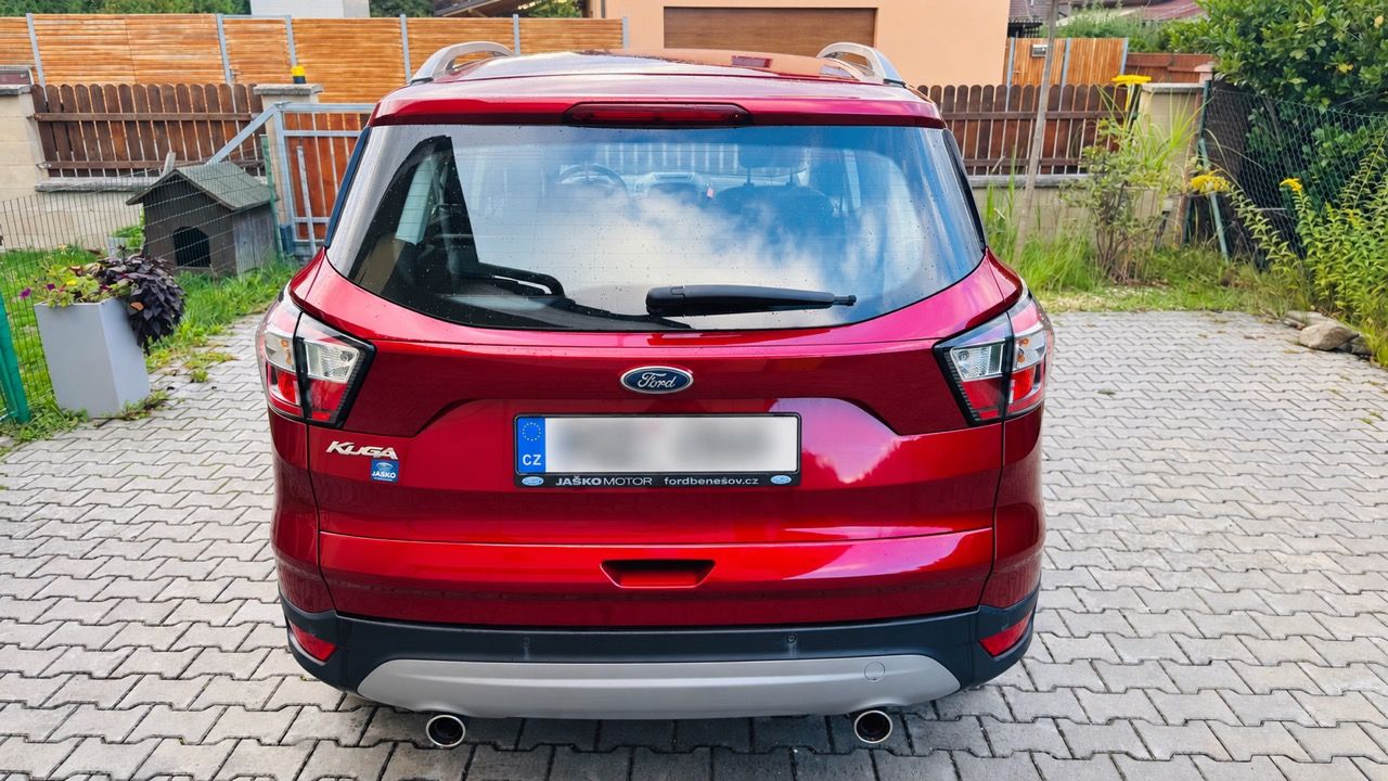 Ford Kuga, 1.5 EcoB, 1.majitel, 91 tis. - fotka 5