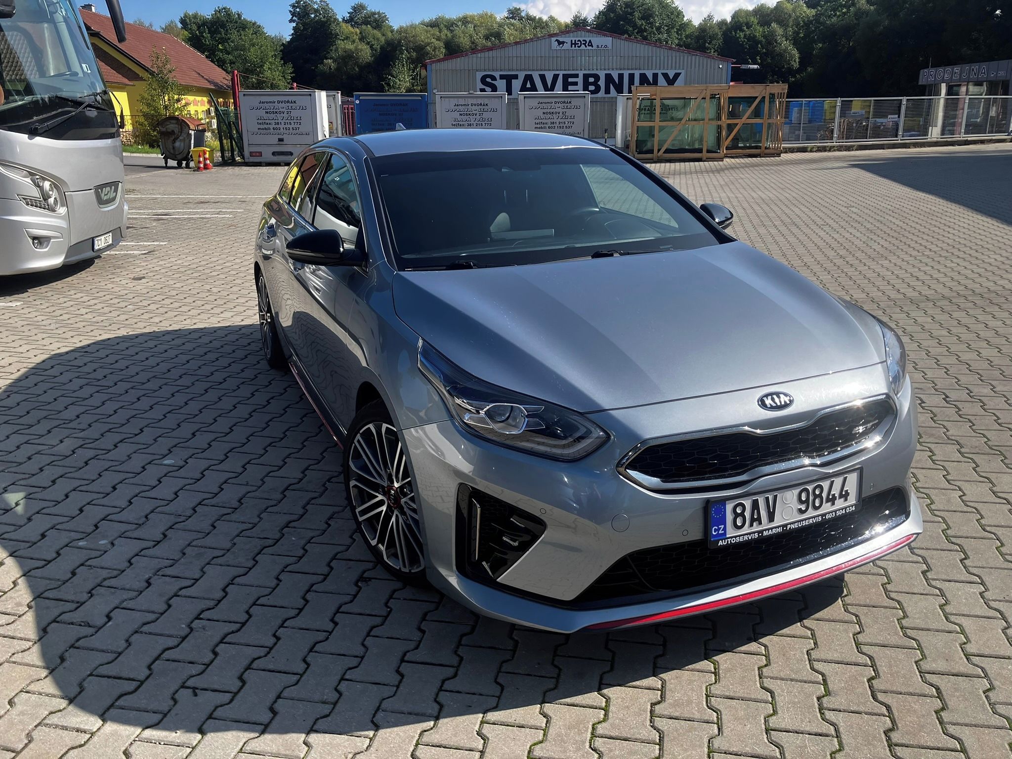 Kia ProCeed, 1,6 TGDi - servisováno