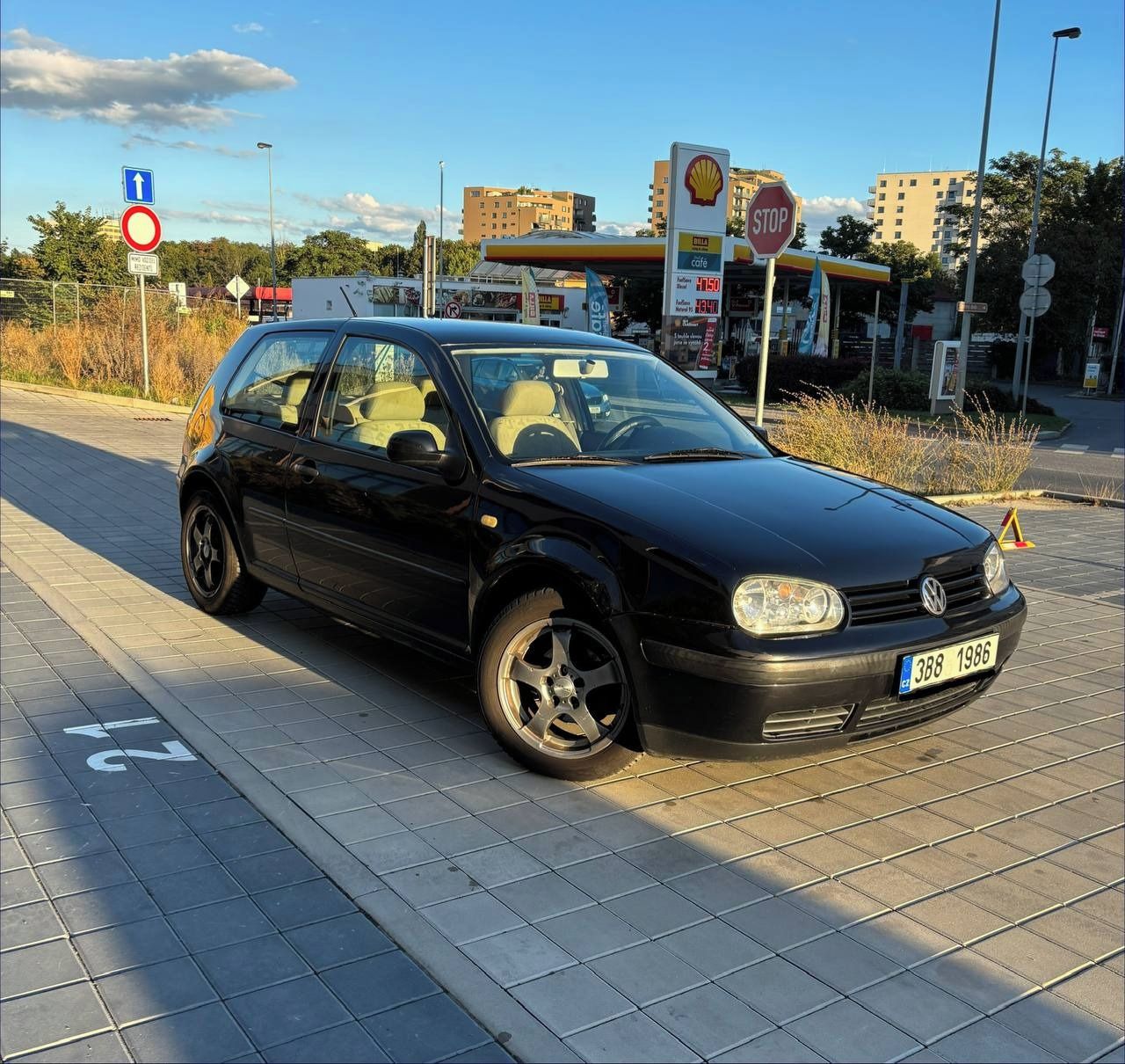 Volkswagen Golf, Volkswagen Golf IV, 1.6 benzin - fotka 2