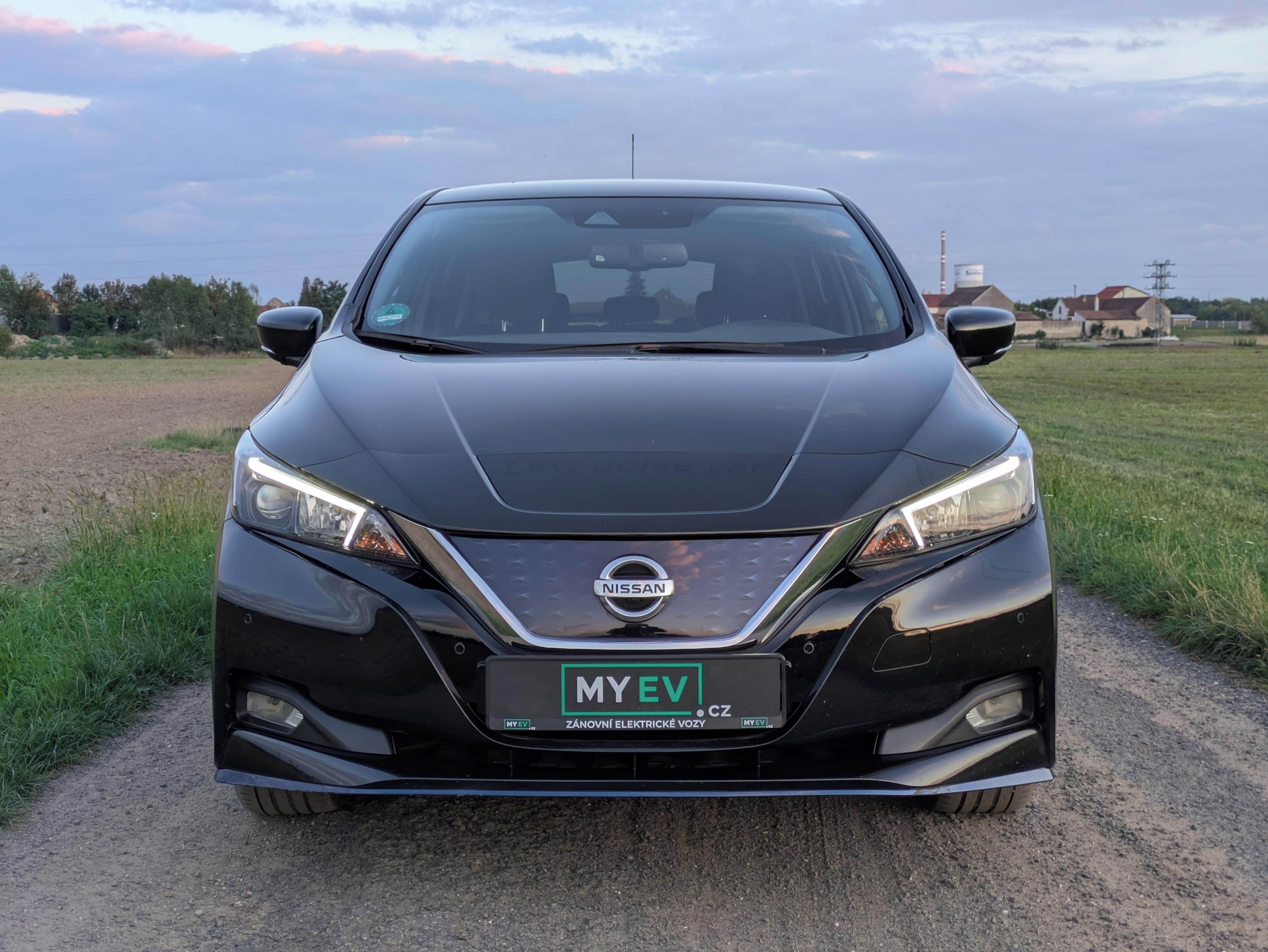 Nissan LEAF, 62kWh N-CONNECTA 2xALU SOH 87% - fotka 2