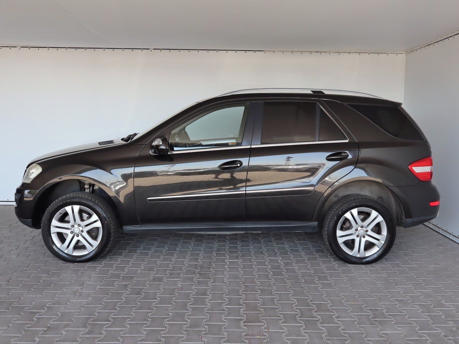 Mercedes-Benz Třídy M, ML 420 CDI, 4X4, Automat - fotka 3