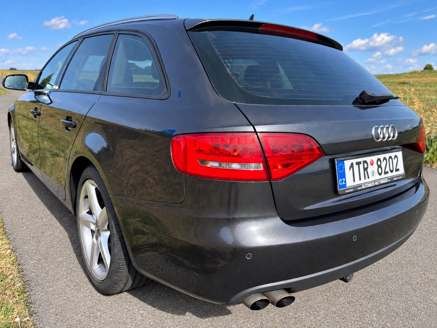 Audi A4, B8 Avant 2.0 TDi |servis.hist. - fotka 3