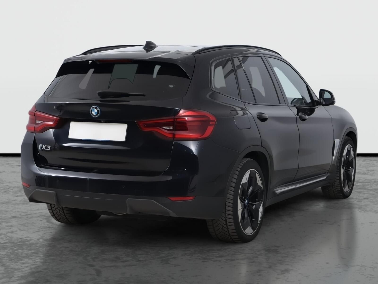 BMW iX3, 80 kWh, SoH 98% - fotka 5
