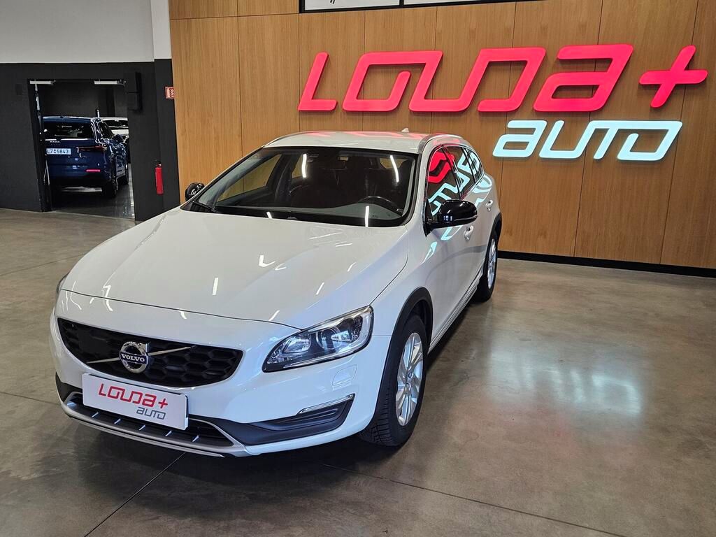 Volvo V60, Momentum 2.4 D4 140 kW