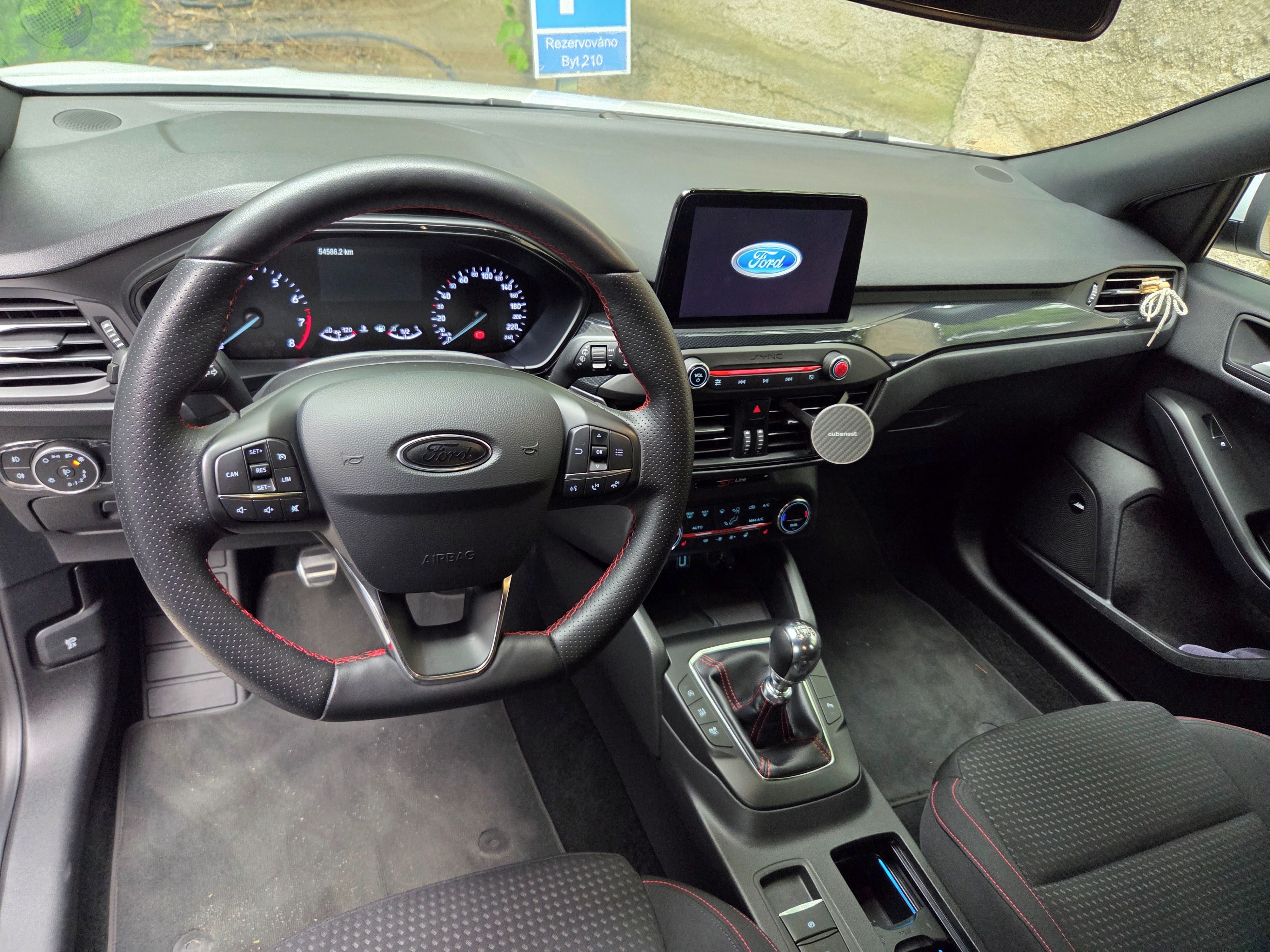 Ford Focus, Ford Focus 4 Combi ST-line - fotka 3