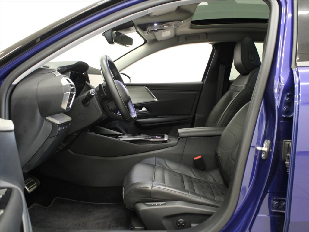 Citroën C5 X, 1,6 PHEV 225 Shine PACK Pano. - fotka 6