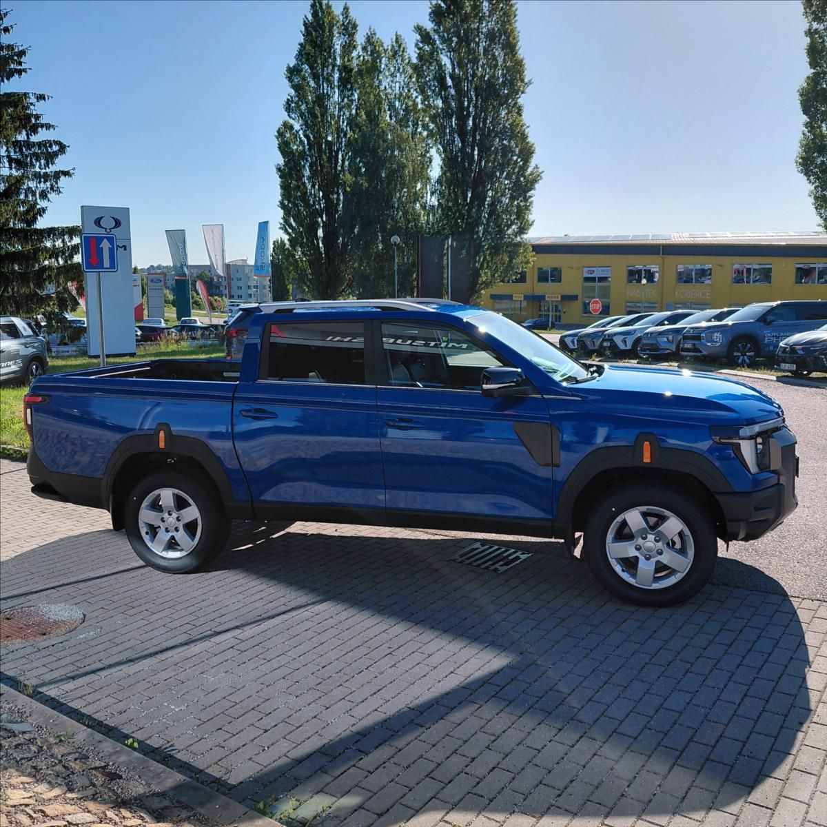 KGM Musso Grand, 2.2 E-XDI PREMIUM 4WD 6AT - fotka 4