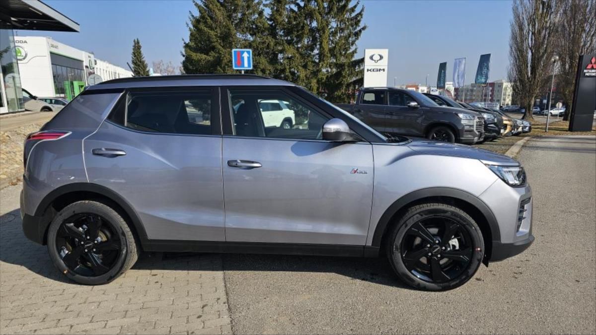 KGM Tivoli, 1.5 TIVOLI  GDI Turbo STYLE 2W - fotka 4