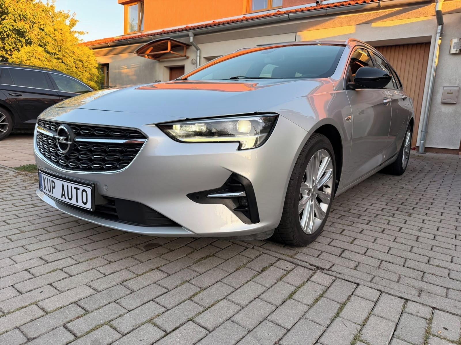 Opel Insignia, 2.0 CDTI 128 kW  BUSINESS