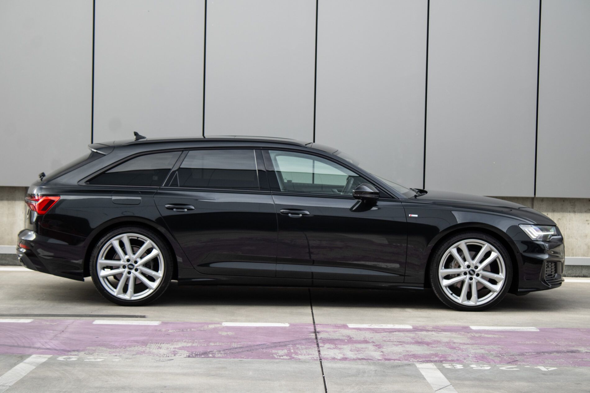 Audi A6 Avant - fotka 4