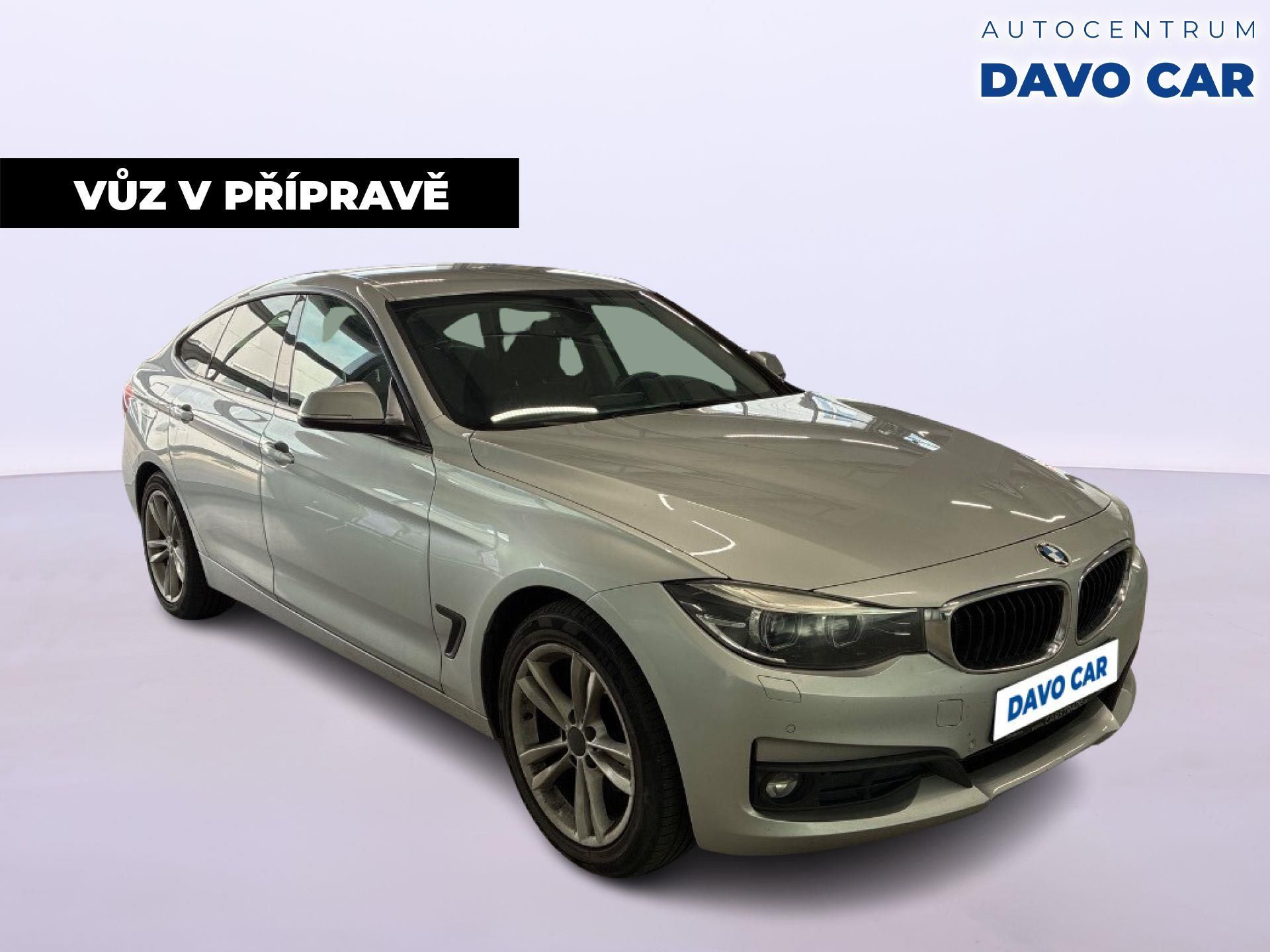 BMW Řada 3, 2,0 320d 140kW xDrive CZ Sport - fotka 3