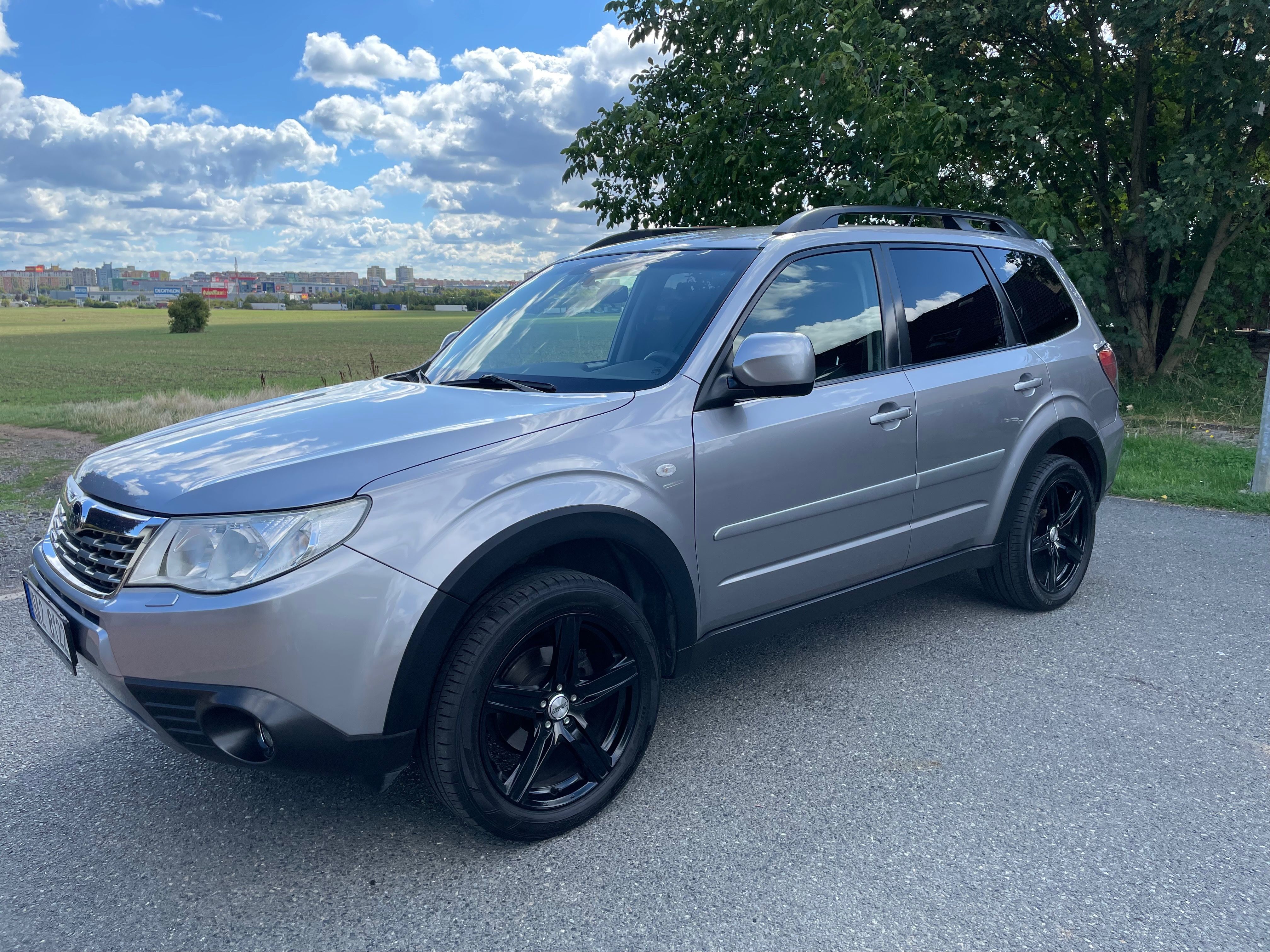 Subaru Forester, 2.0 110 KW, 1. MAJITEL, TAŽNÉ