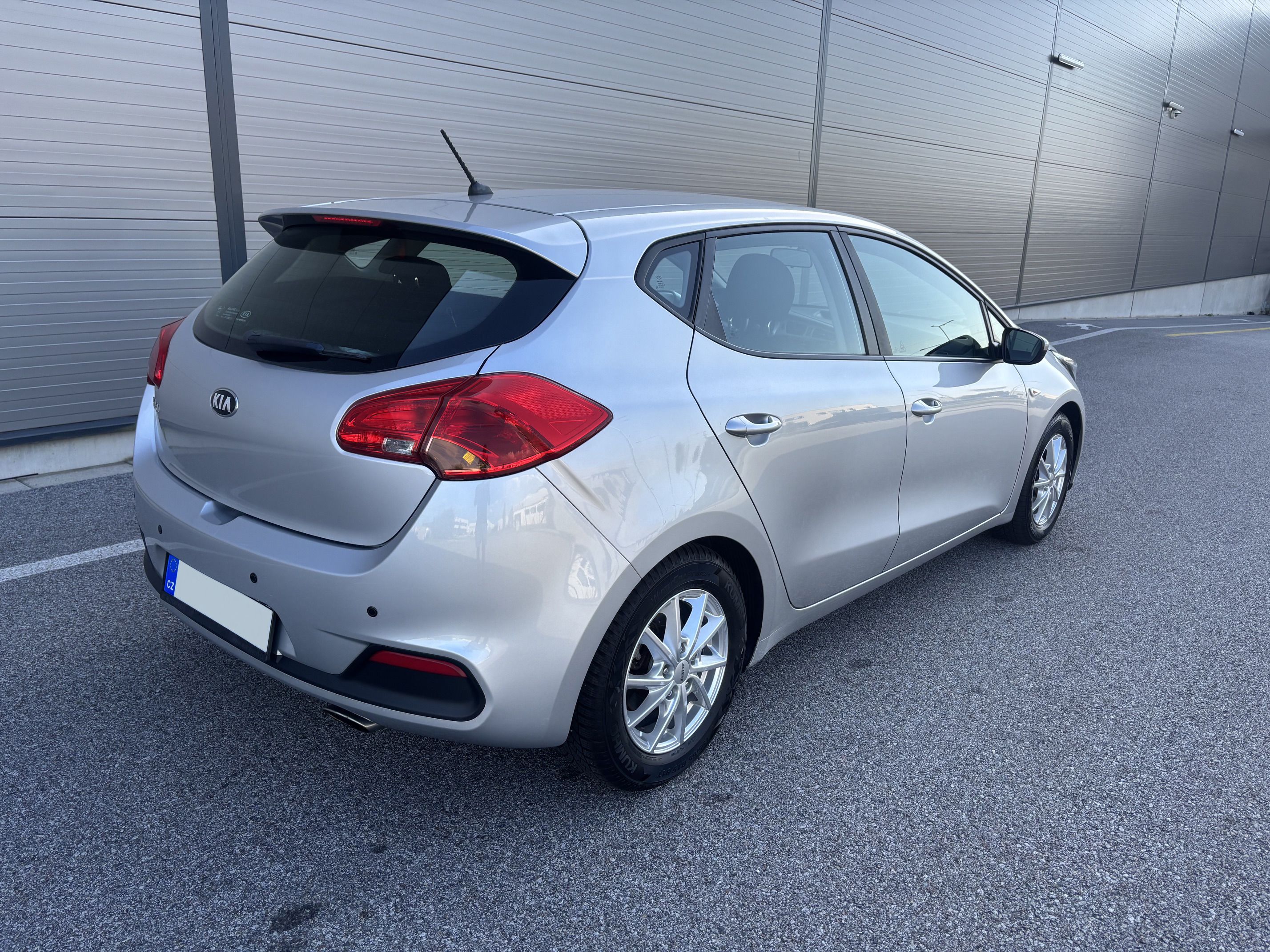 Kia Cee´d, 1.4 CVVT / CZ - fotka 3