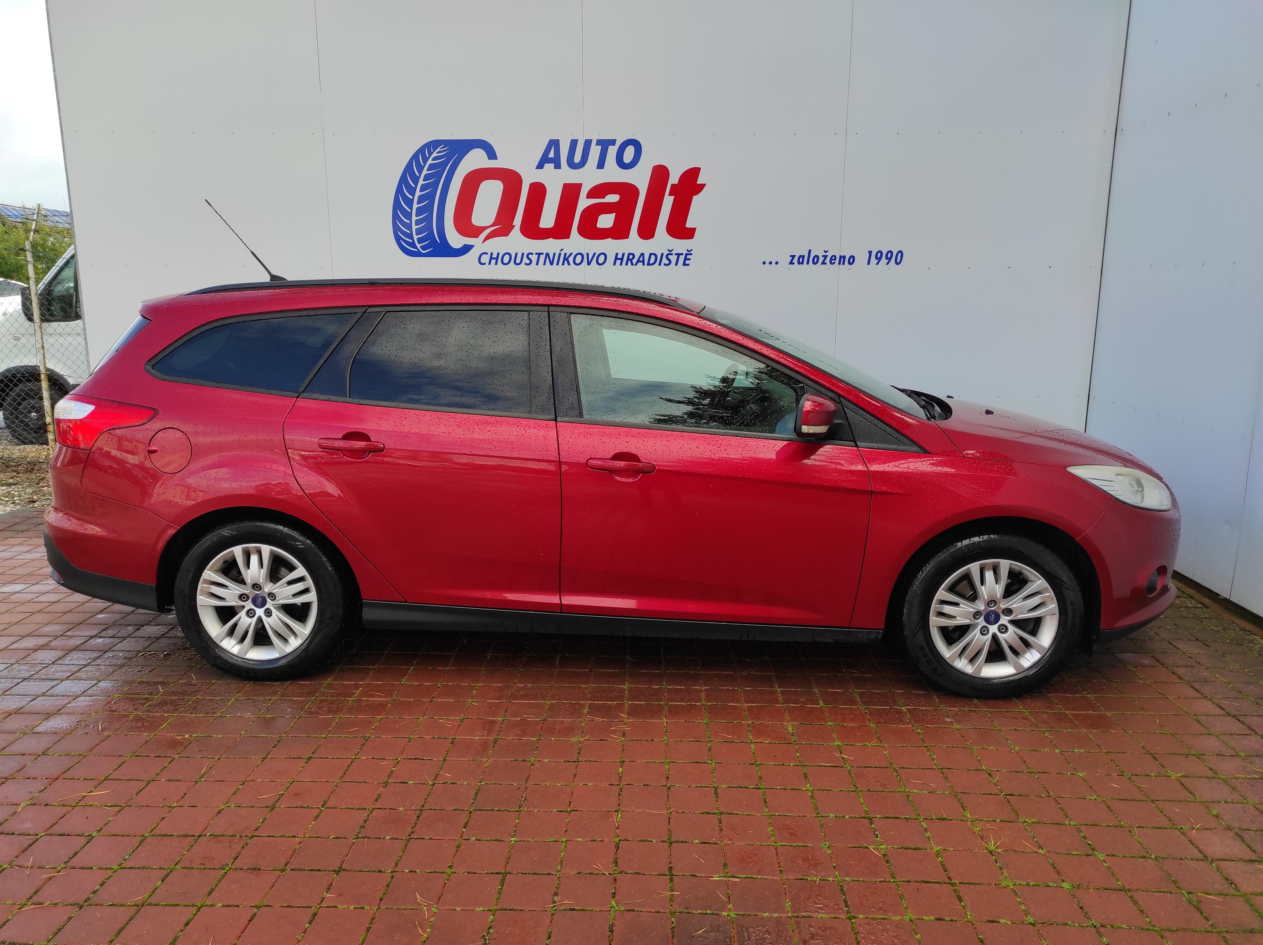 Ford Focus, 1.6 KLIMA, ZÁVĚS, VYHŘ.Č.SKLO - fotka 4