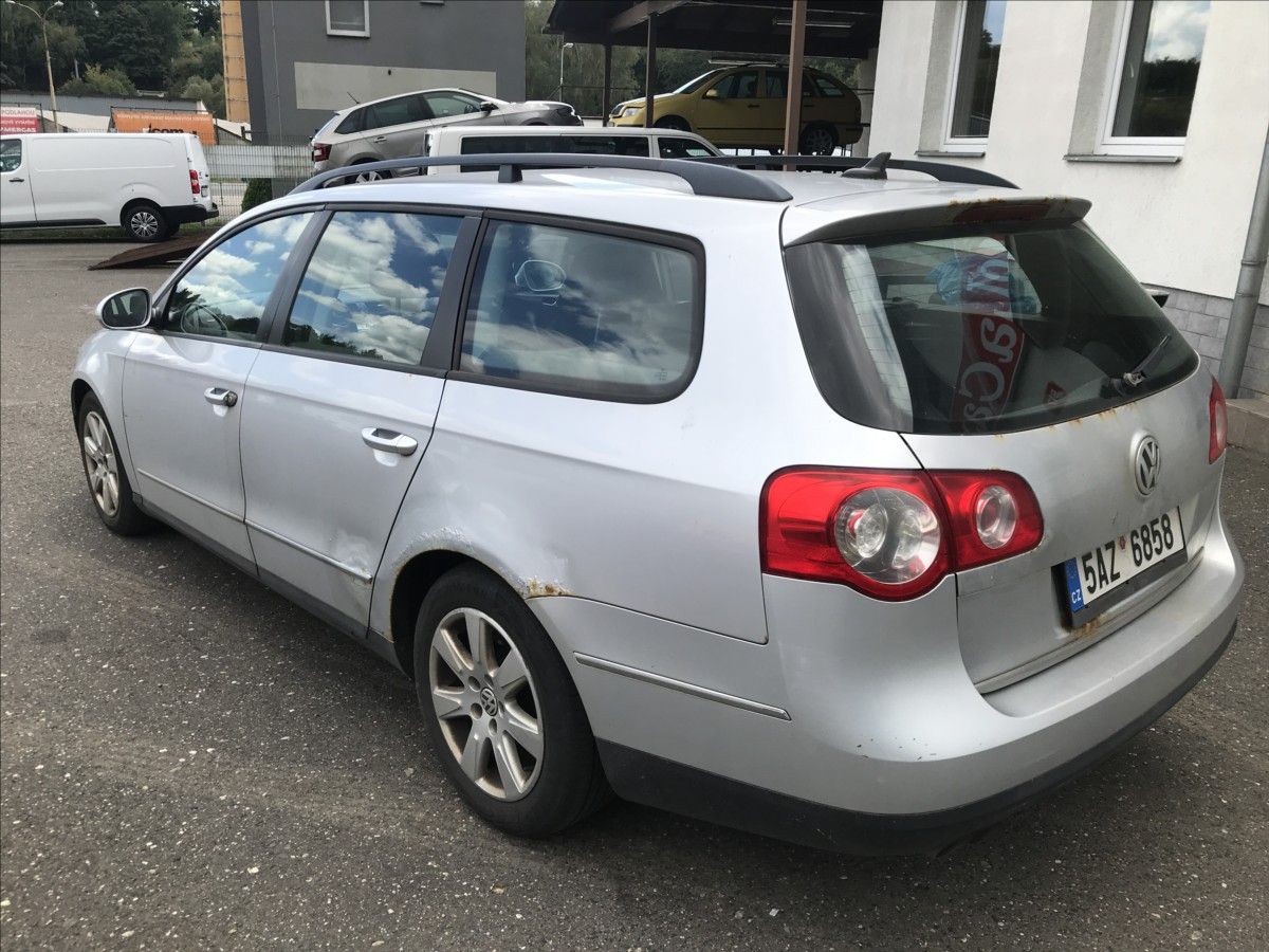 Volkswagen Passat Variant, 2,0 TDi 103kW - fotka 6