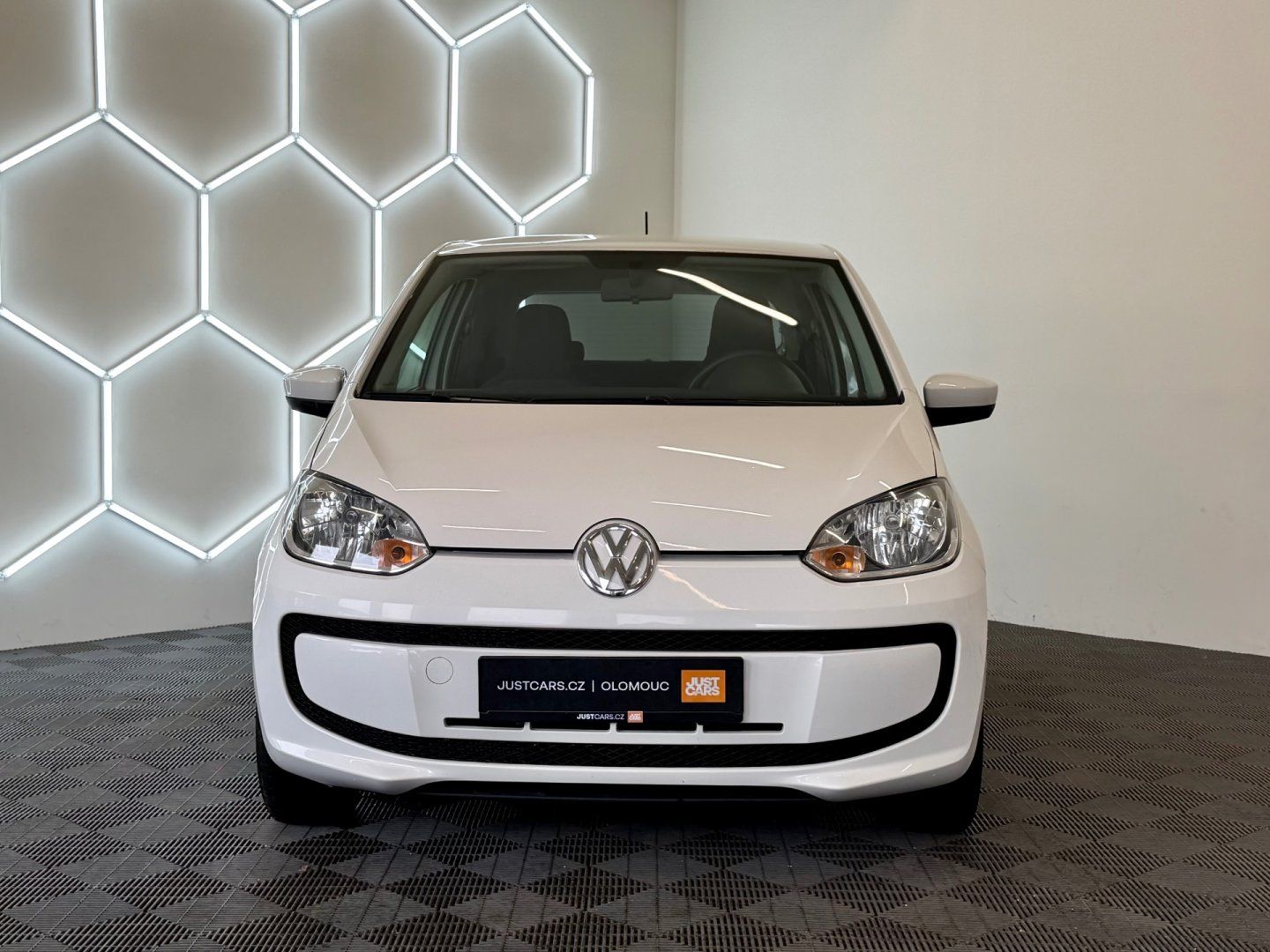 Volkswagen Up!, 1.0MPi - fotka 2