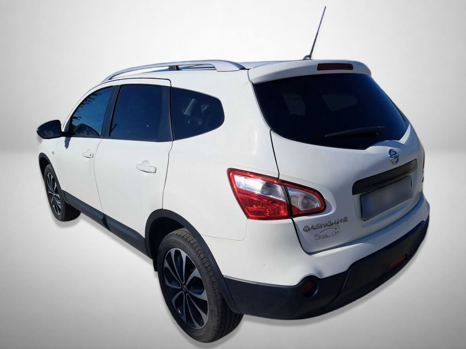 Nissan Qashqai, 1.6 dCi, Acenta, 4X4, 7 míst - fotka 2