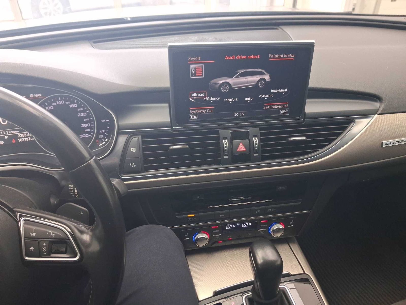 Audi A6 allroad, 3.0 TDI, 4X4, Automat, ČR - fotka 3