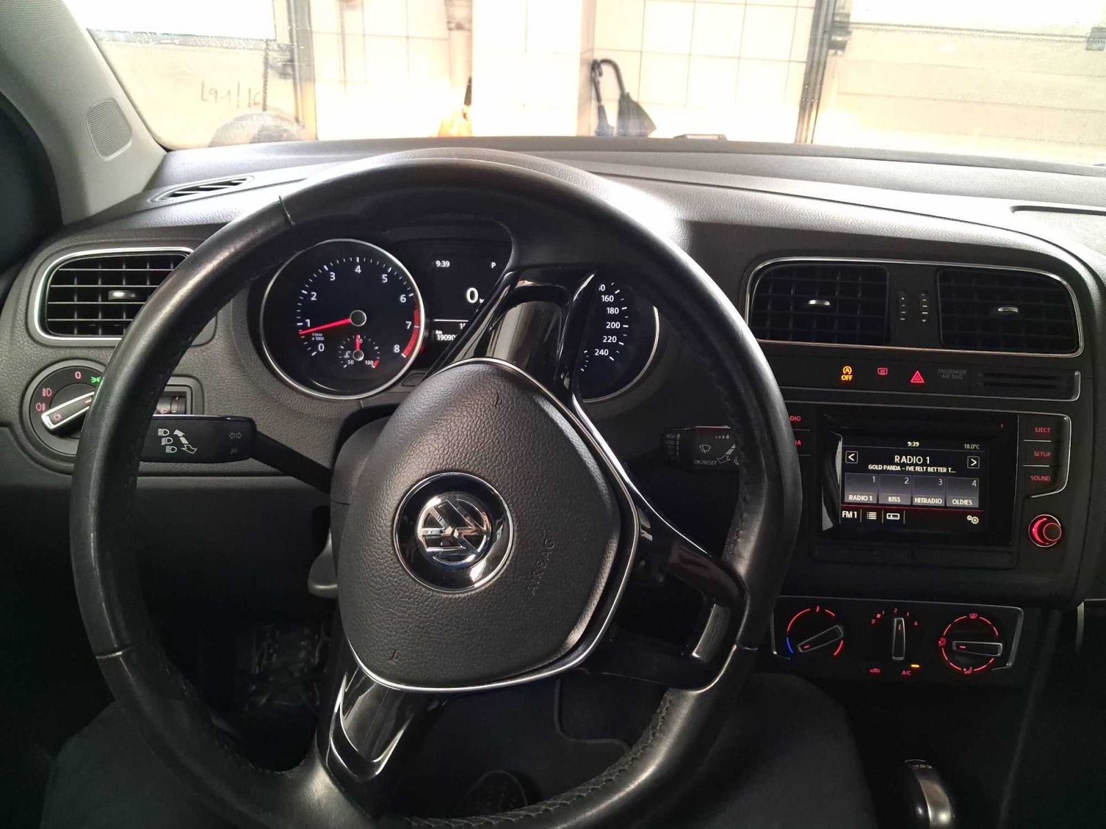Volkswagen Polo, 1.2 TSI, Automat, Serv.kniha - fotka 3