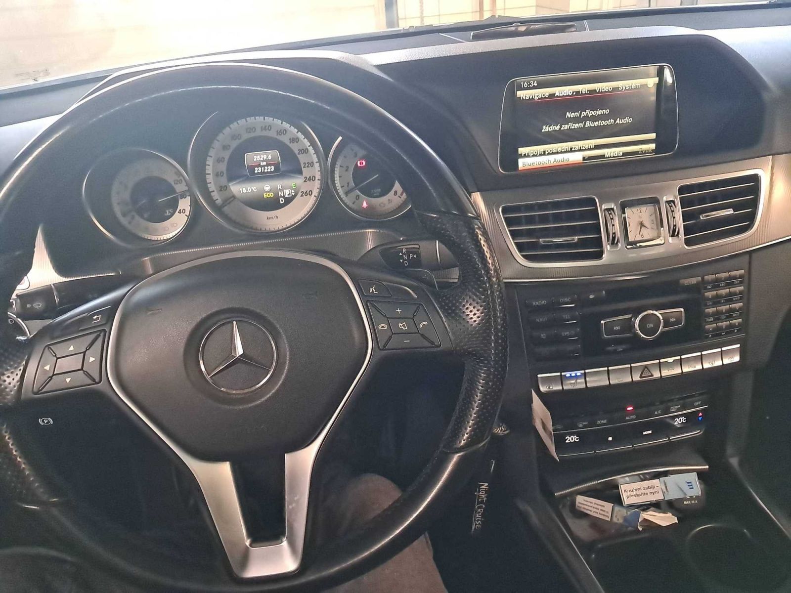 Mercedes-Benz Třídy E, 400 4MATIC, 4X4, Automat - fotka 3