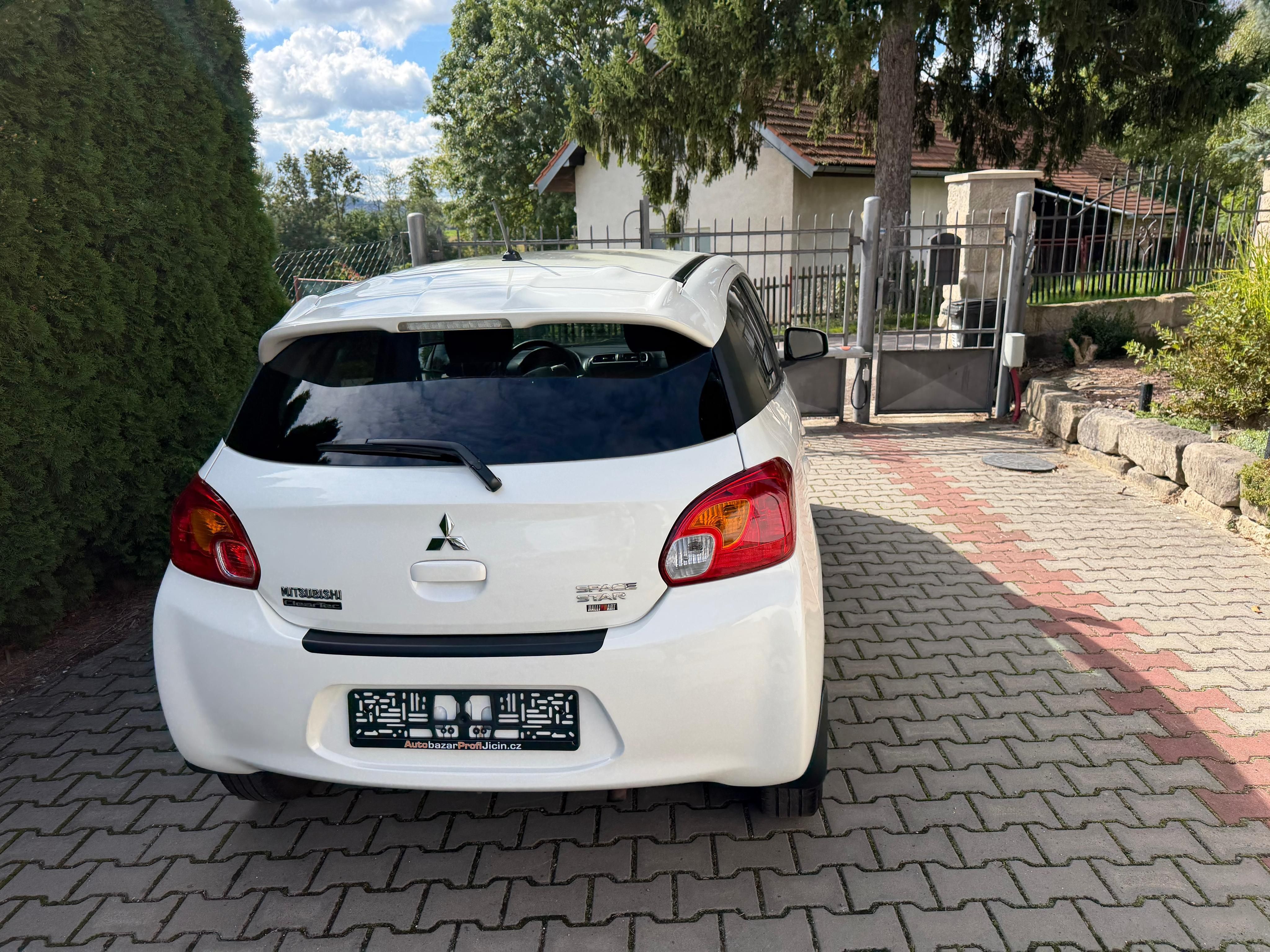 Mitsubishi Space Star, 1,2i klima servisované Navigac - fotka 5