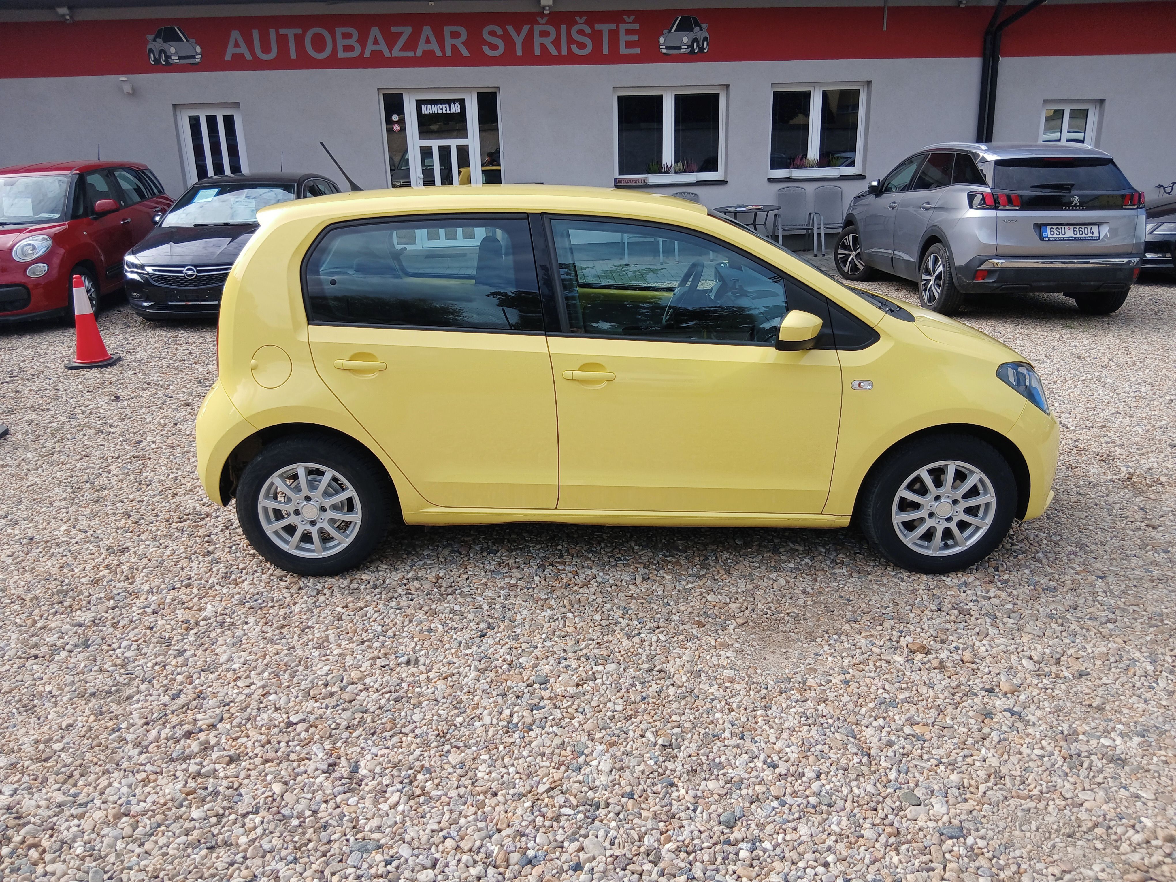 Seat Mii, 1.0 MPi 55KW Klima, 5Dveří - fotka 4
