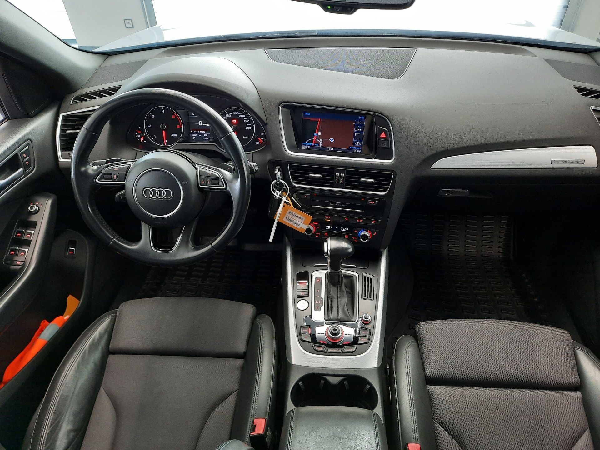 Audi Q5, 2.0 TDI quattro (140kW/190k) S - fotka 5