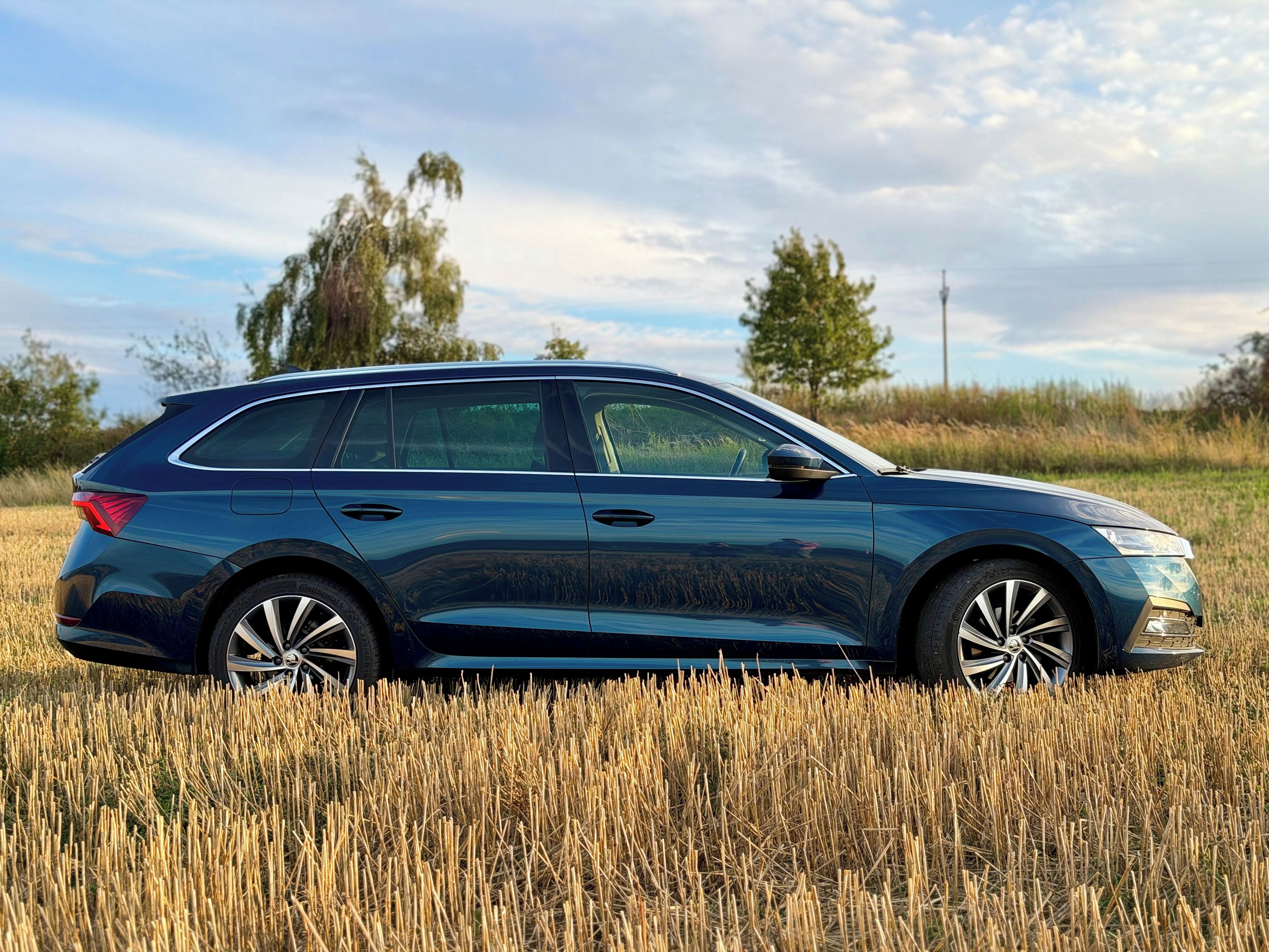 Škoda Octavia, Škoda Octavia 2.0-110kw STYLE - fotka 5