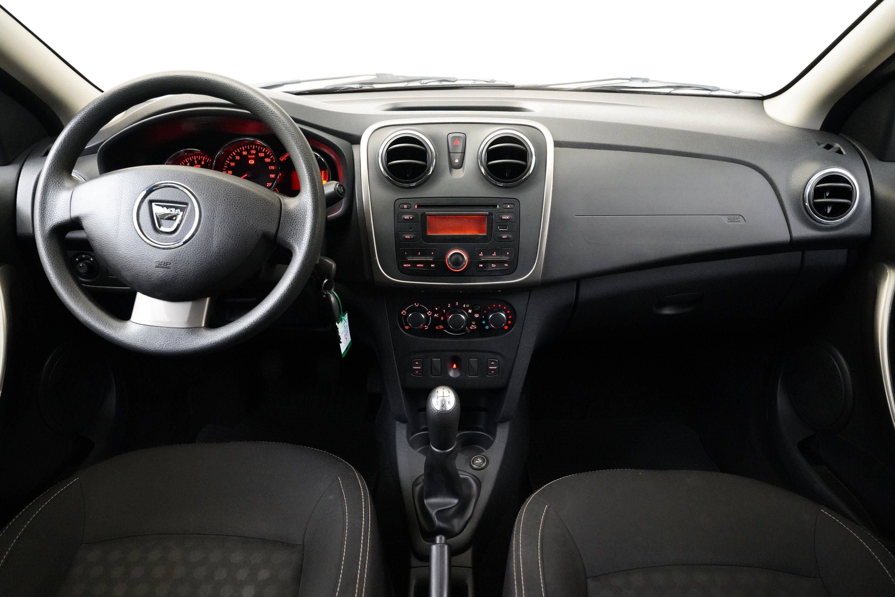 Dacia Sandero, 1.2 i 16V 55 kW Laureate - fotka 5