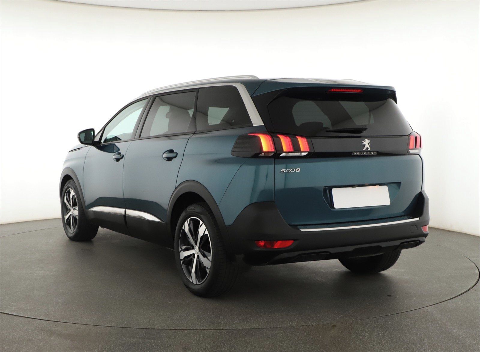 Peugeot 5008, 1.6 BlueHDi, Allure, 7 míst - fotka 4