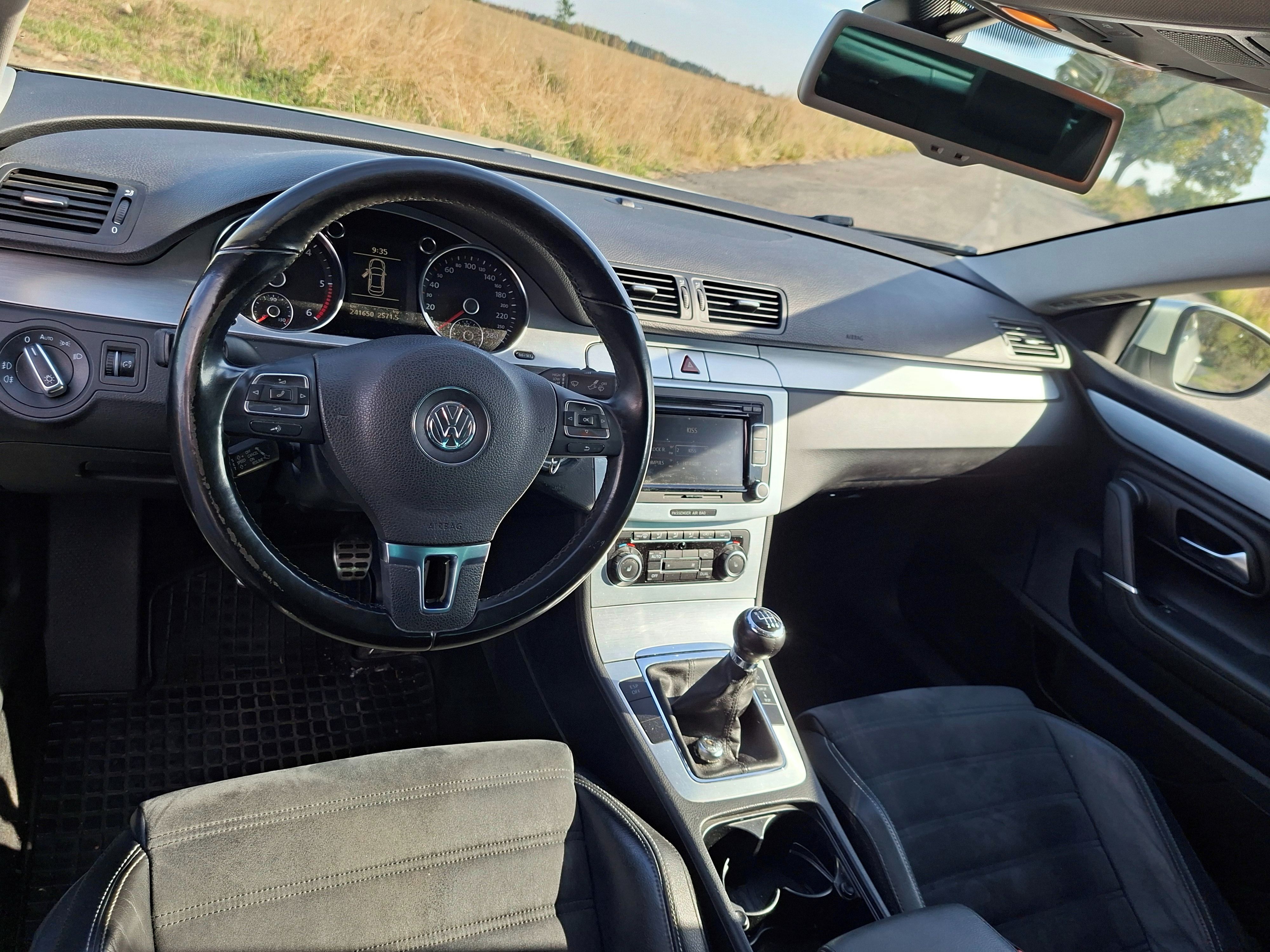 Volkswagen Passat CC, 2.0 TDI 125KW CR MANUÁL Servis - fotka 5