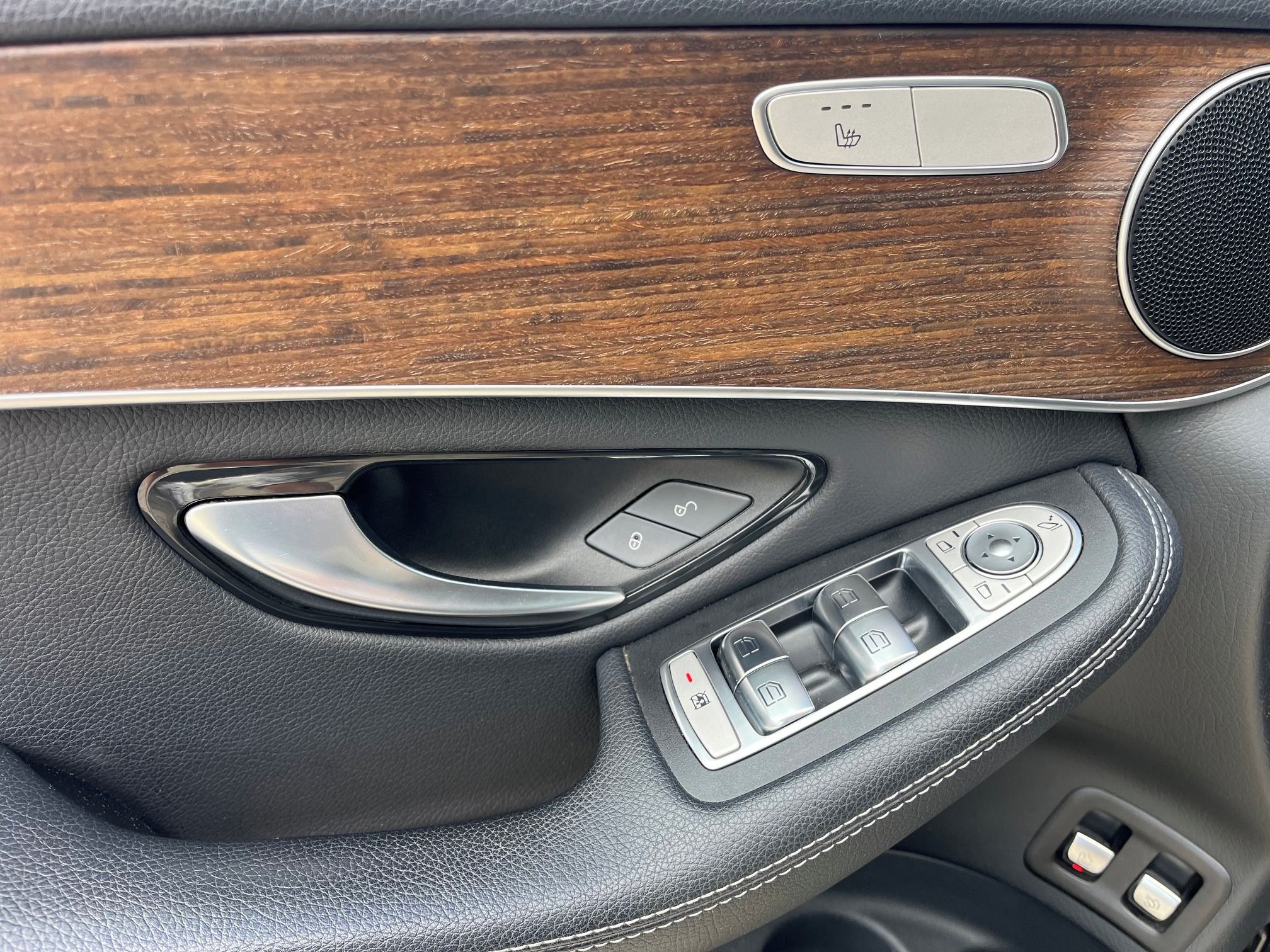 Mercedes-Benz GLC, 220D,4M,143kw, 9G Tronic,Mbeam - fotka 5
