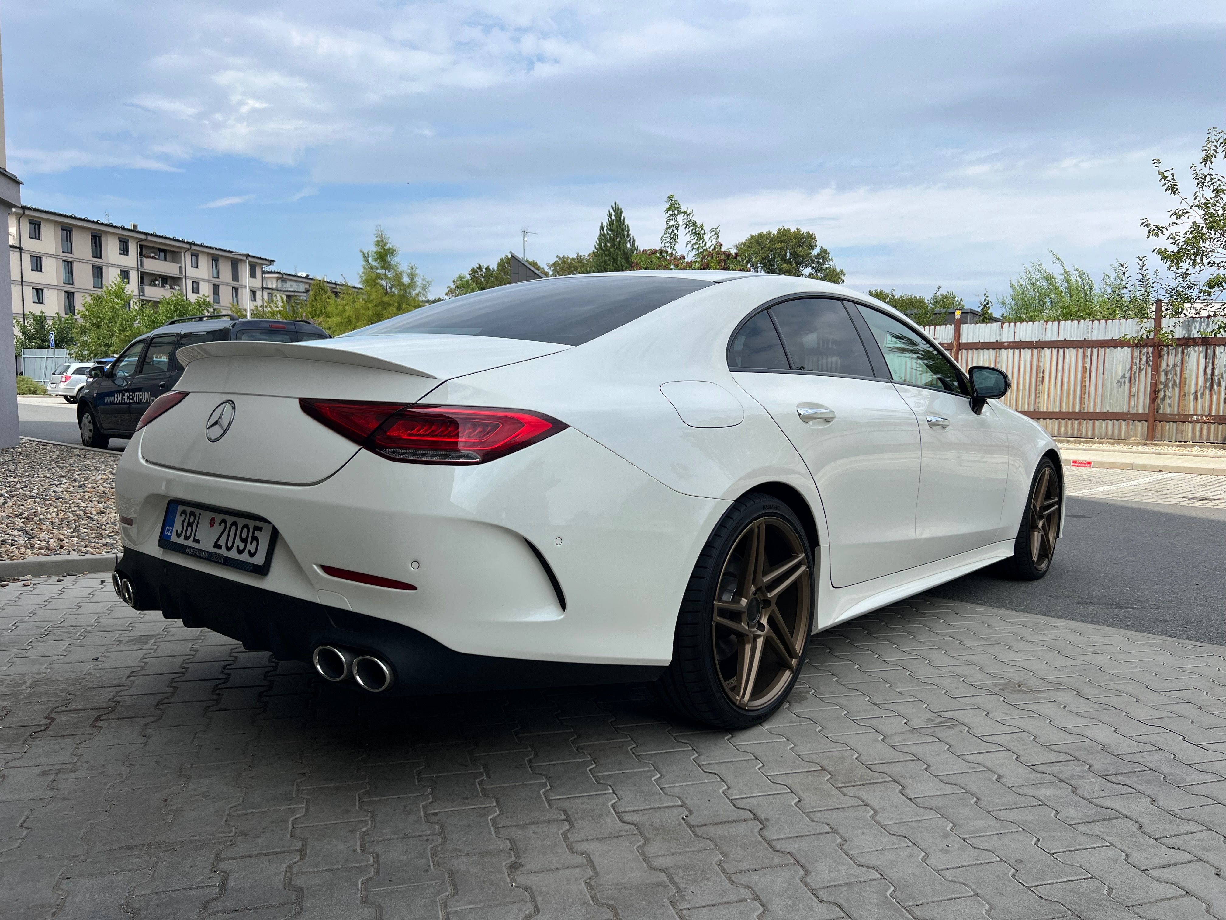 Mercedes-Benz CLS, Mercedes Cls 400d AMG 53packet - fotka 5