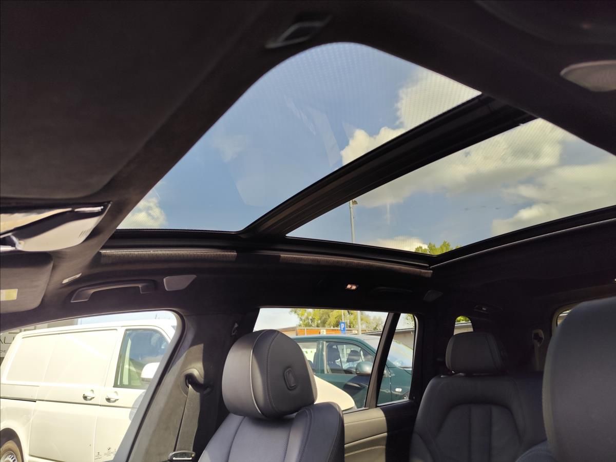BMW X7, M50i M-PAKET Xdrive 1.MAJ ČR 3 - fotka 5