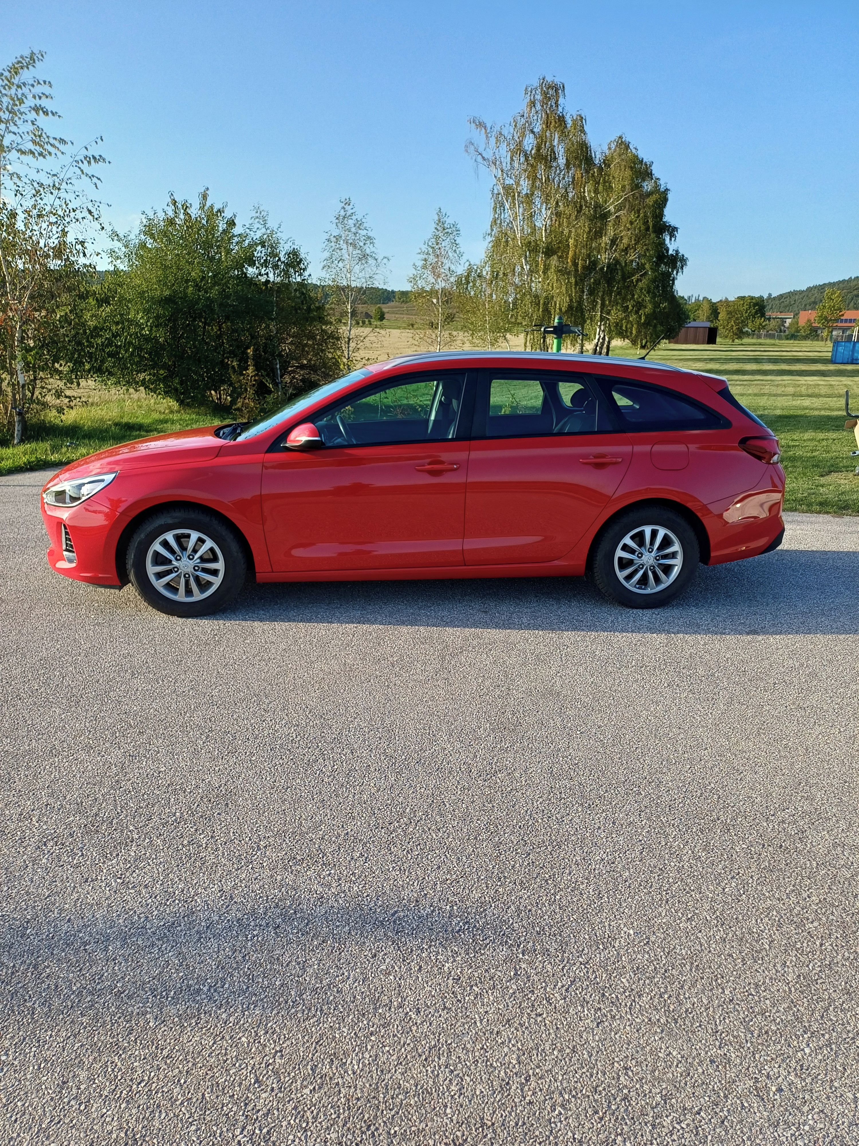 Hyundai i30, 1,0 T-GDI - fotka 2