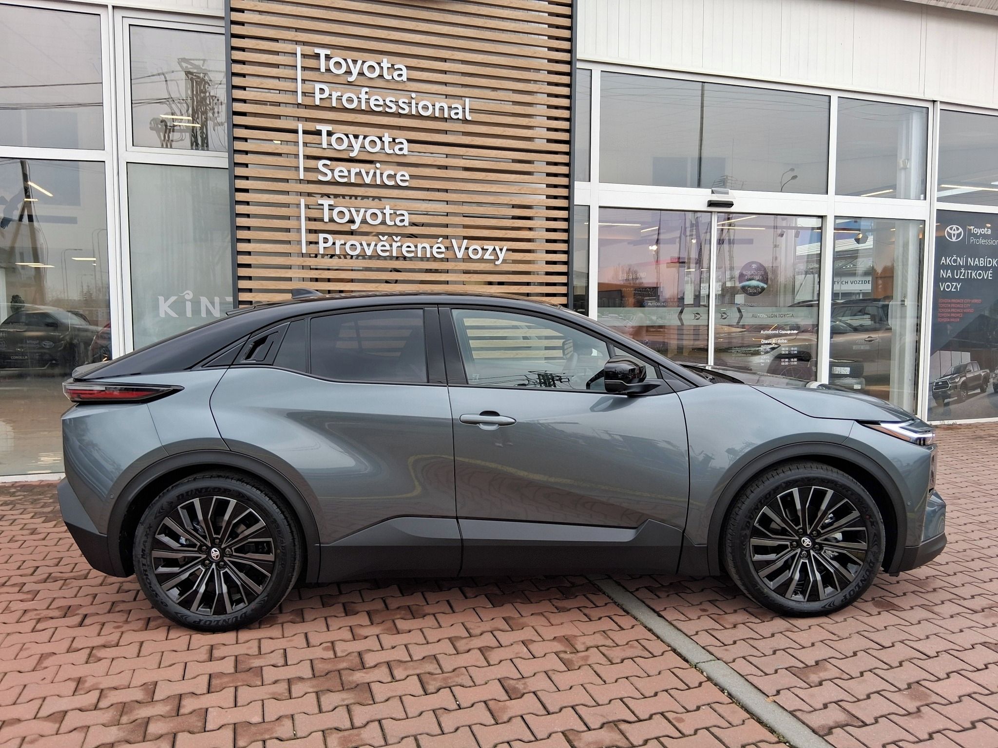 Toyota C-HR, C-HR+ NG25 BEV343 AT 4X4 - fotka 3